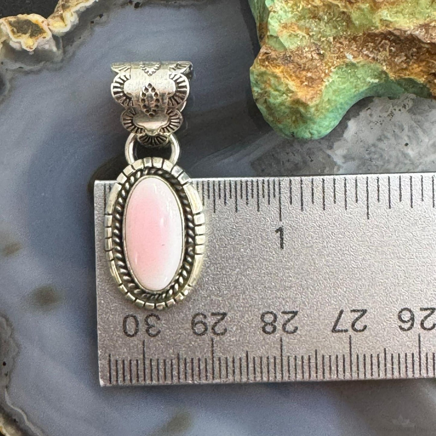 Native American Sterling Silver Oval Pink Conch Decorated Bail Pendant For Women