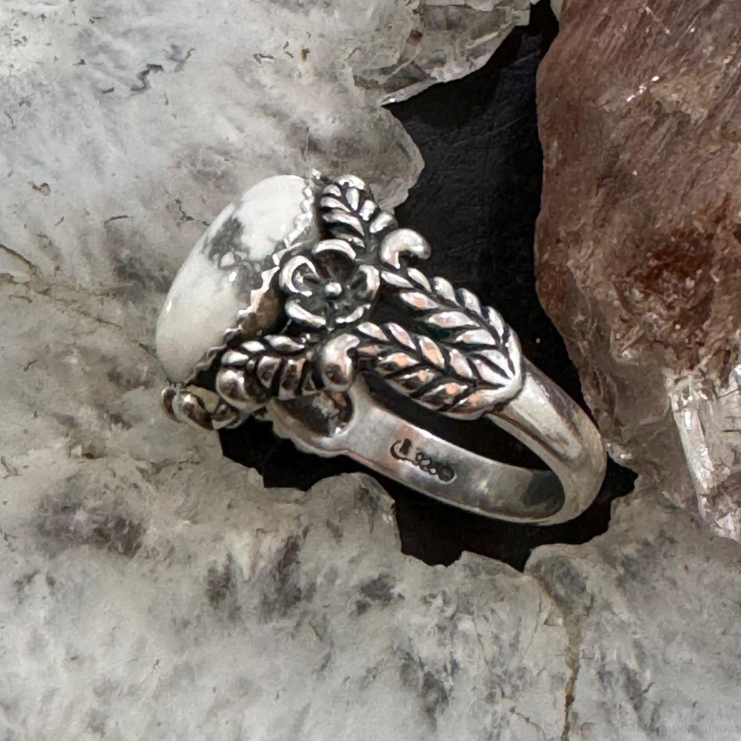Carolyn Pollack Sterling Silver Oval Howlite Decorated Ring Size 8 For Women