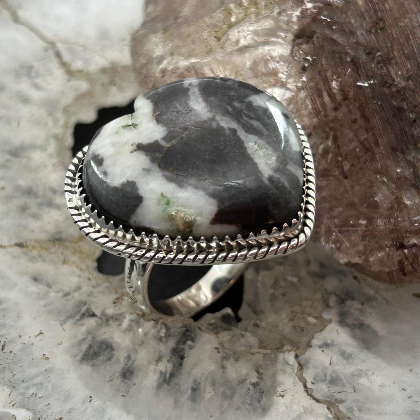 Sterling Silver Southwestern Style White Buffalo Heart Shape Ring Size 9 For Women