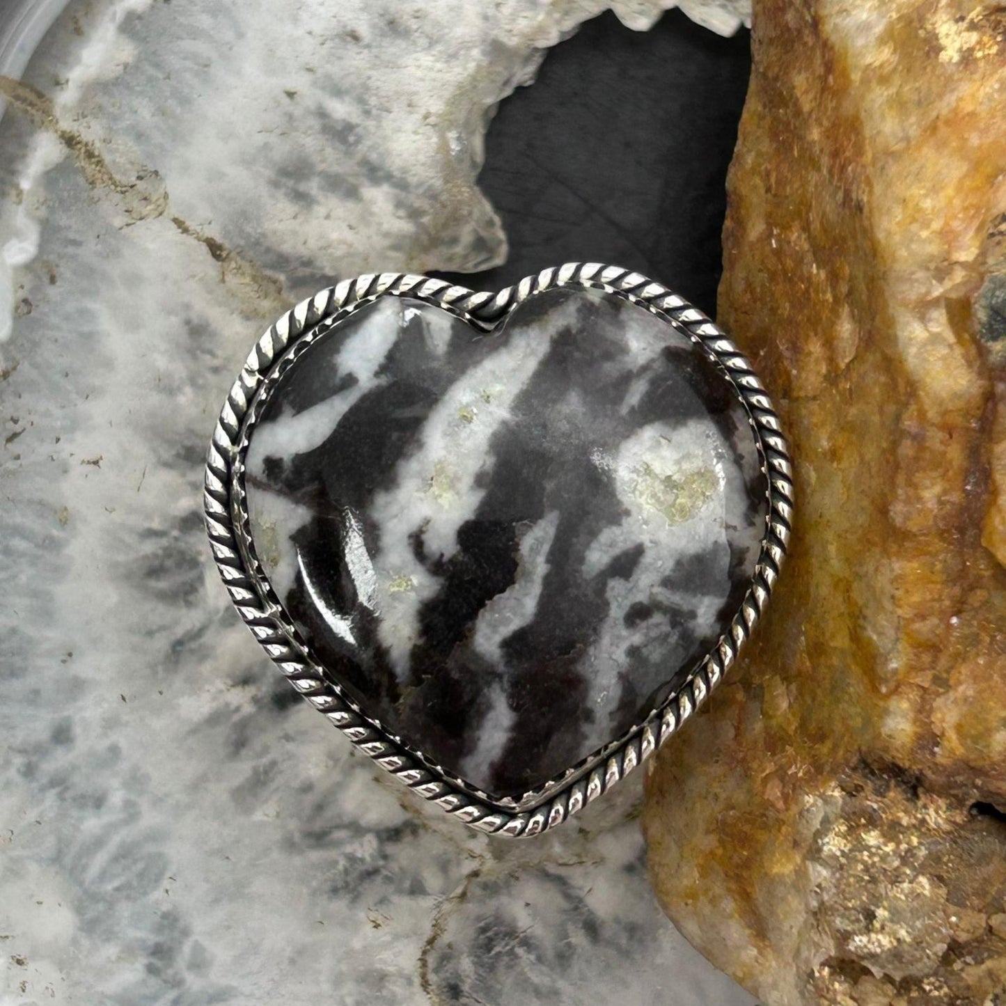 Sterling Silver Southwestern Style White Buffalo Heart Shape Ring Size 7 For Women