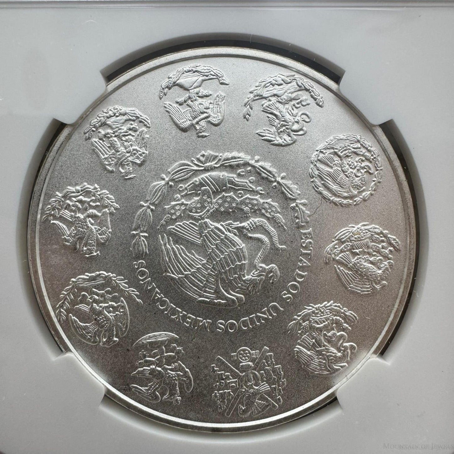 2011 Mexico One Ounce Libertad .999 Fine Silver NGC MS68 #2943174-016