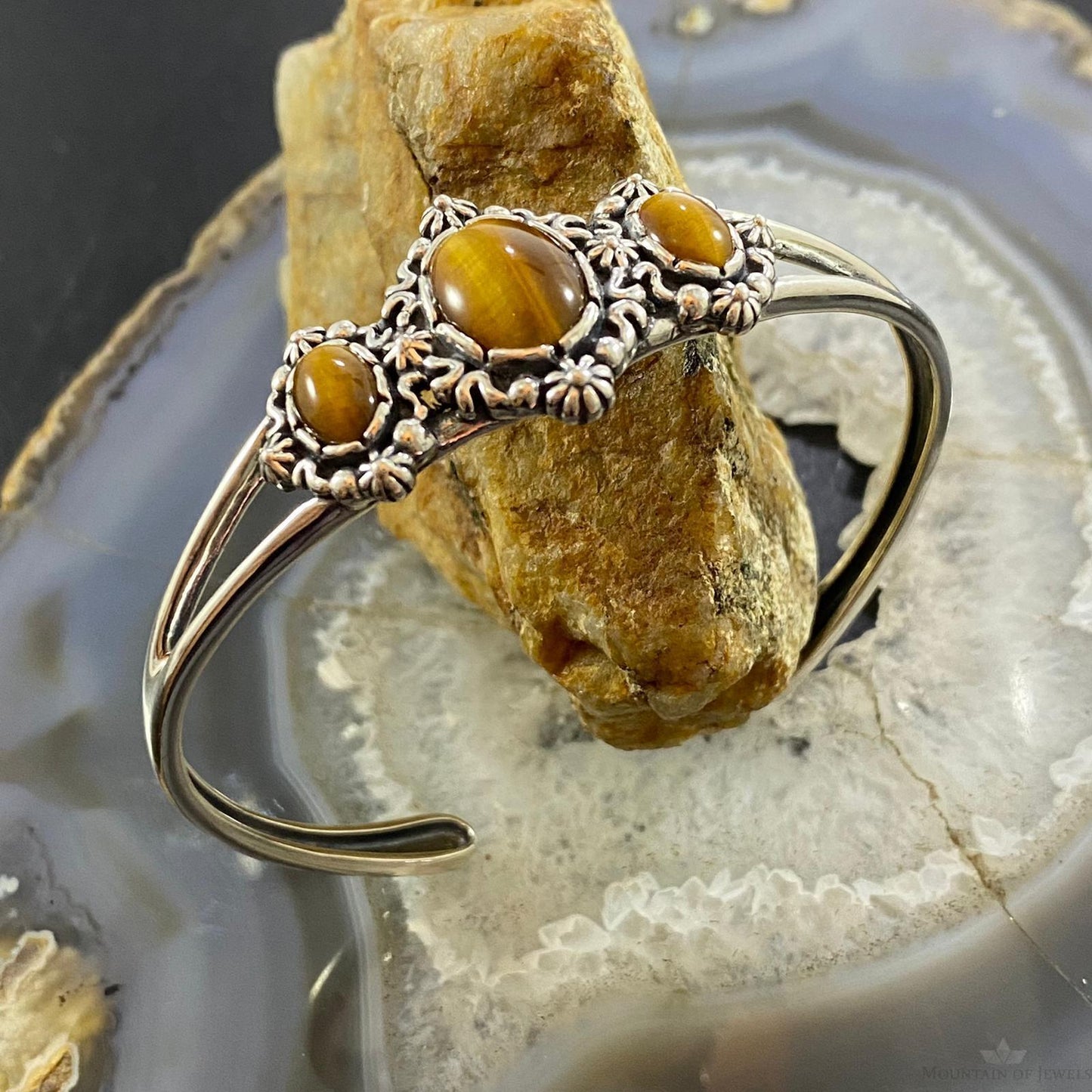 Carolyn Pollack Vintage Southwestern Style Sterling Silver Tiger Eye Decorated Bracelet