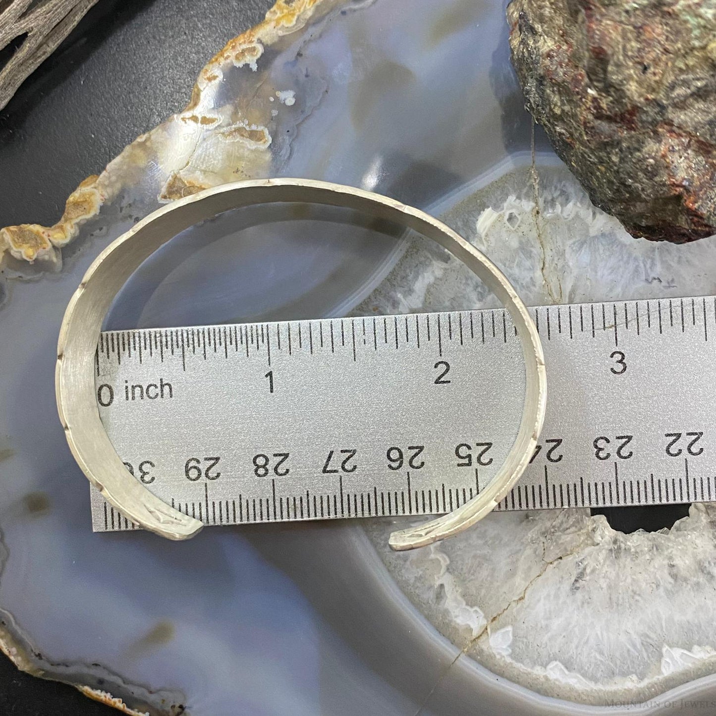 Vintage Native American Sterling Silver Stamped Stackable Unisex Bracelet