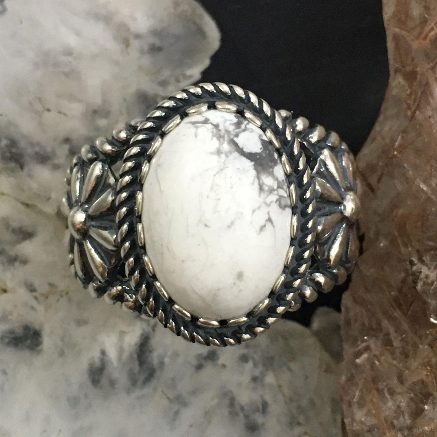 Carolyn Pollack Vintage Southwestern Style Sterling Silver Oval Howlite Decorated Ring For Women