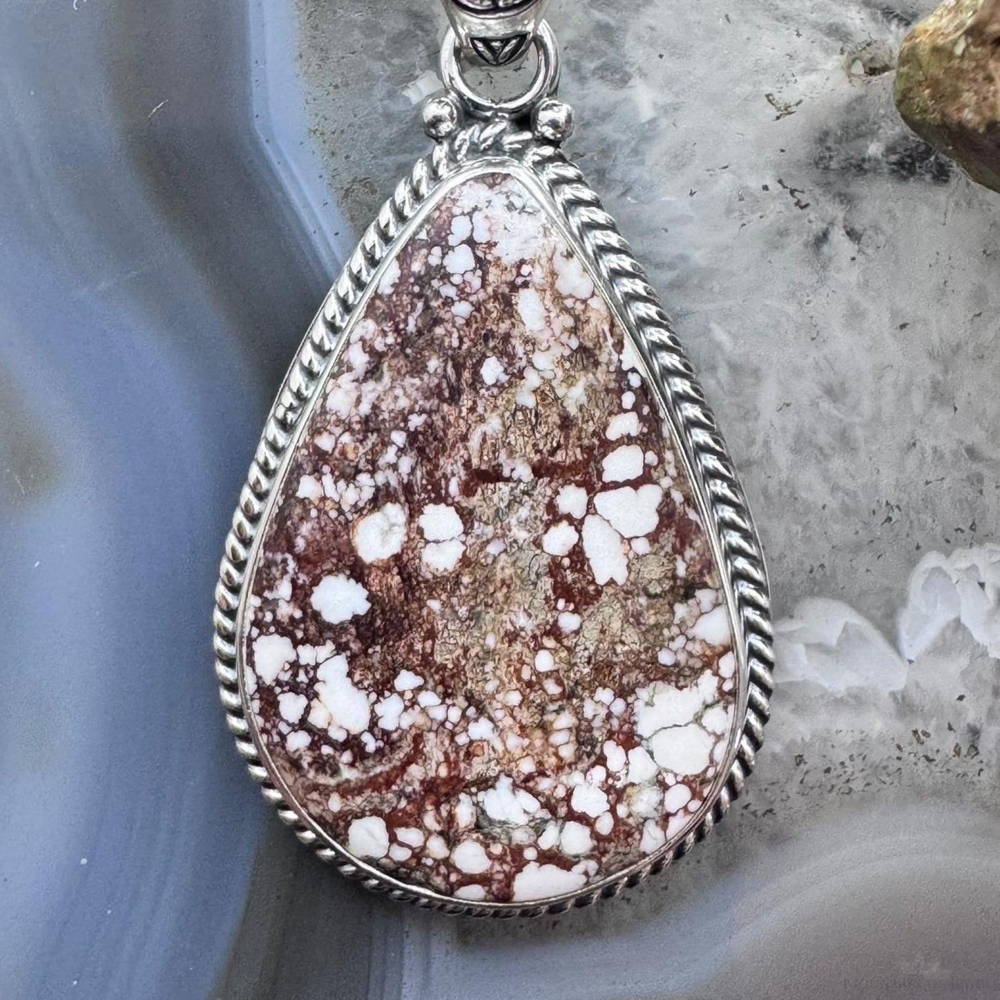 Native American Sterling Silver Teardrop Wild Horse Decorated Pendant For Women