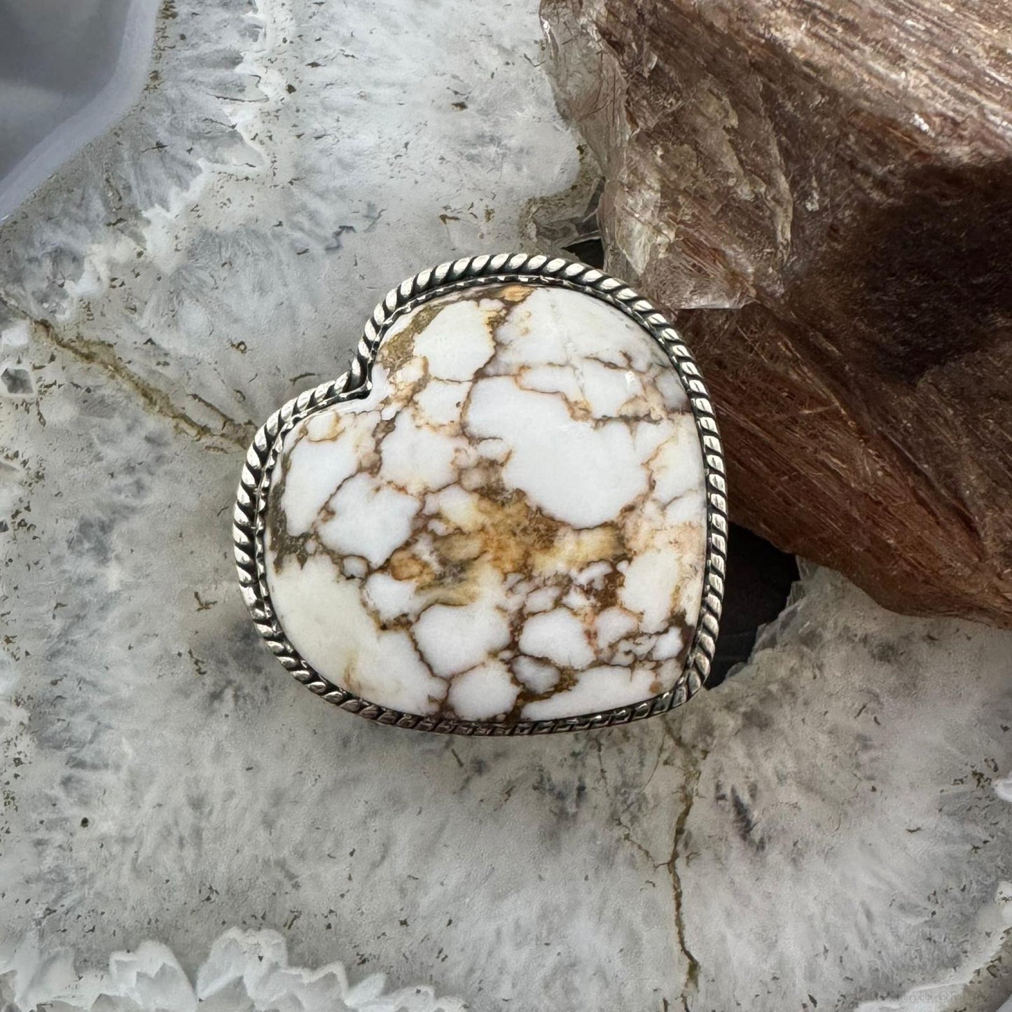 Sterling Silver Southwestern Style Wild Horse Heart Shape Ring Size 6 For Women
