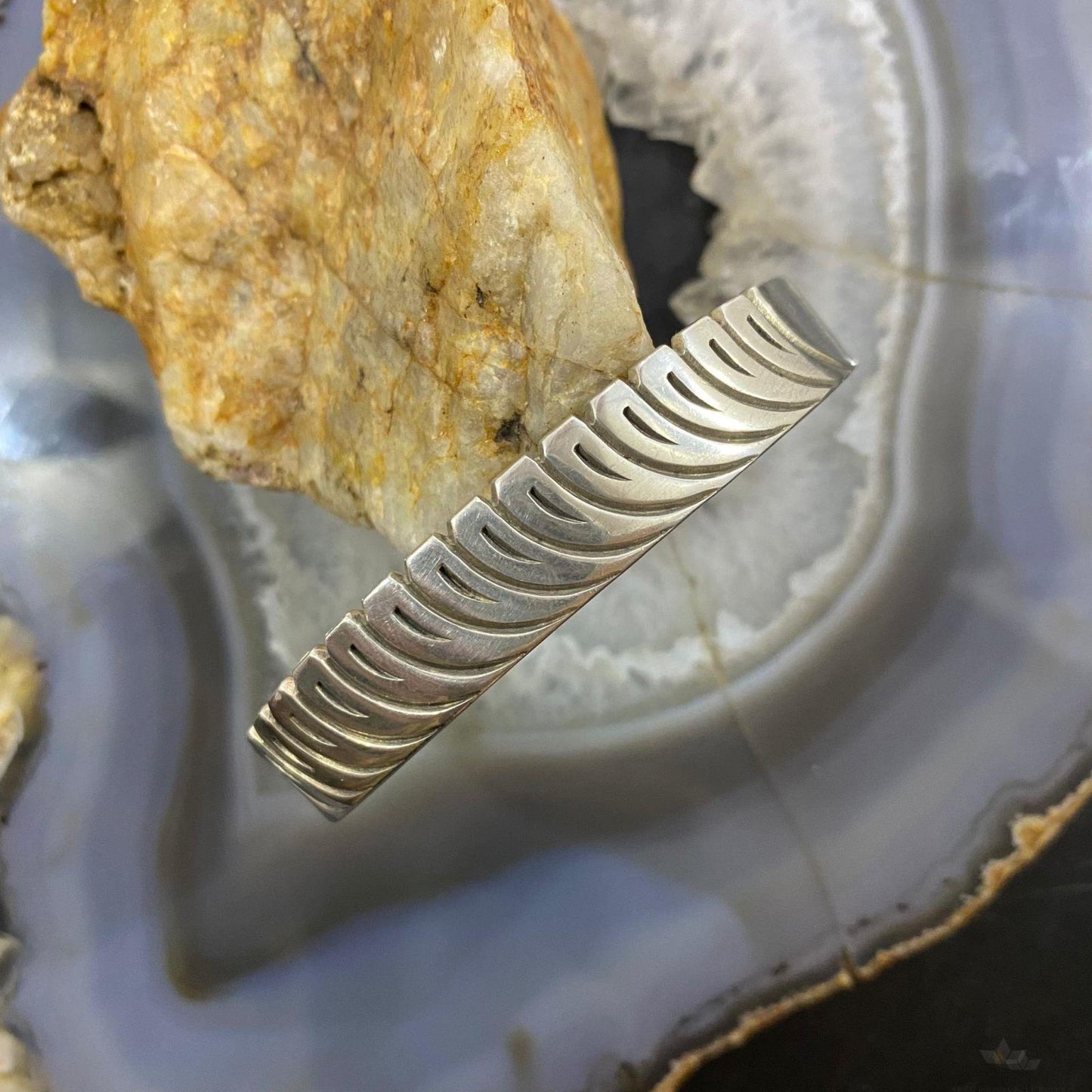 Sally Yazzie Vintage Native American Sterling Silver Engraved Bracelet For Women