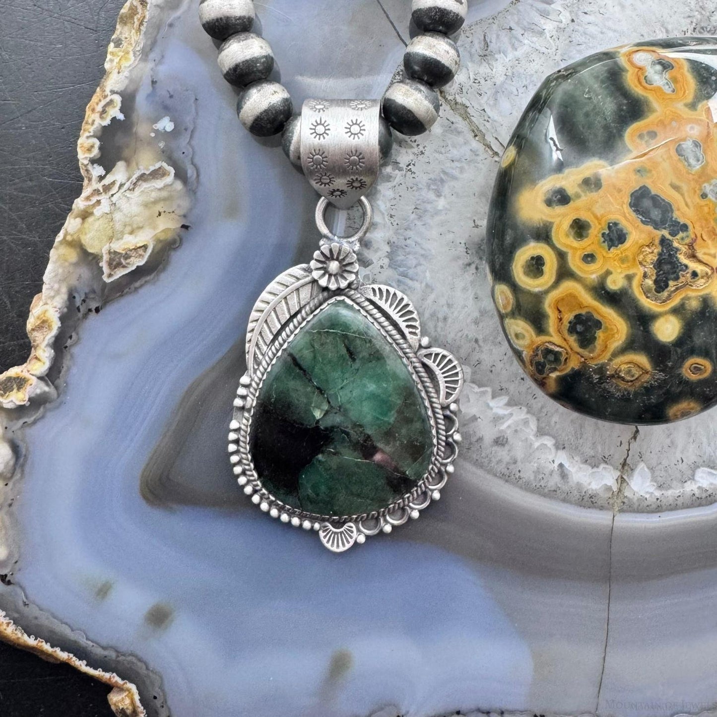 Sterling Silver Southwestern Style Teardrop Emerald Decorated Pendant For Women