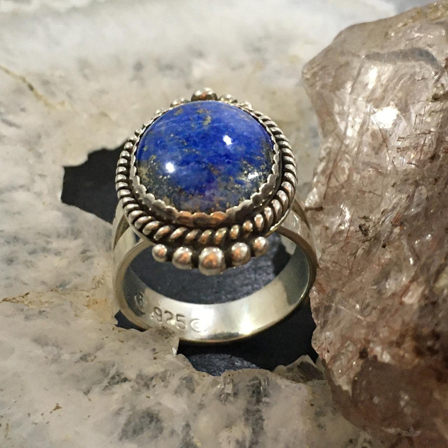 Carolyn Pollack Southwestern Style Sterling Silver Oval Denim Lapis Decorated Ring For Women