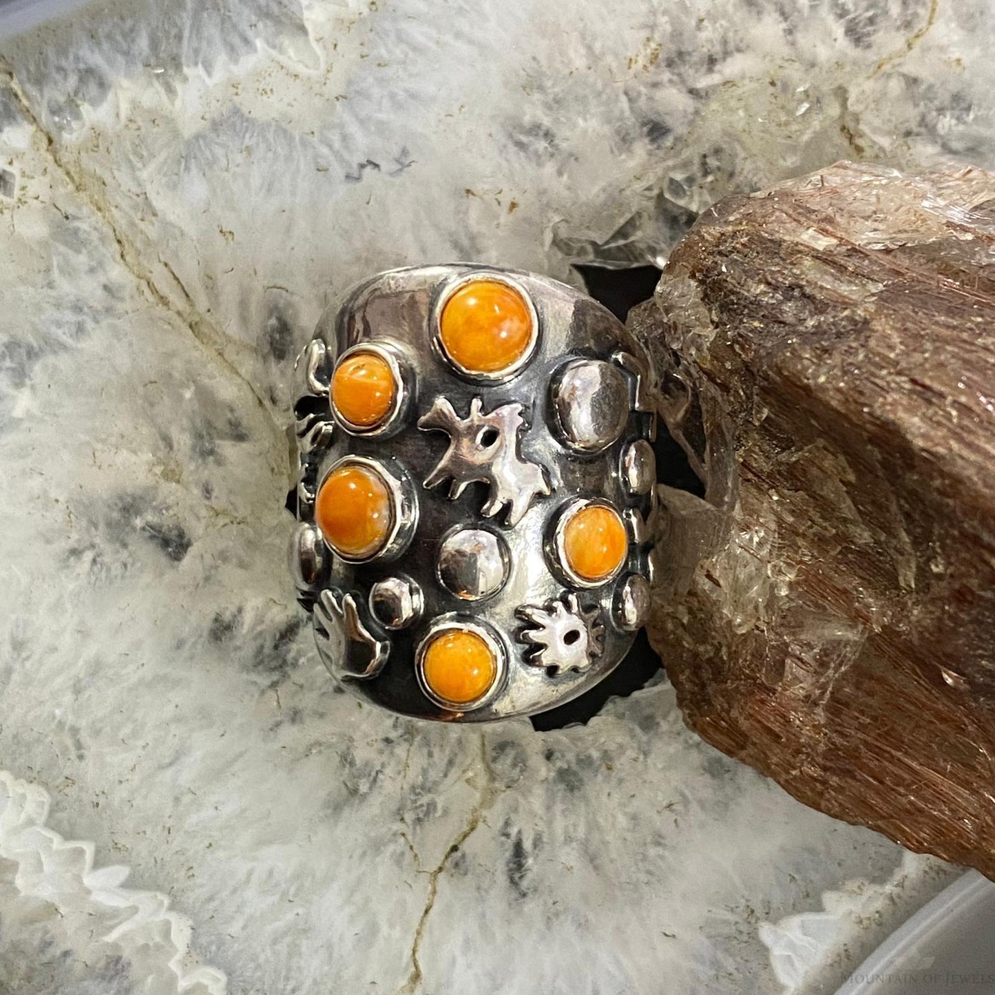Carolyn Pollack Southwestern Style Sterling Silver 5 Orange Spiny Oyster Petroglyph Ring For Women