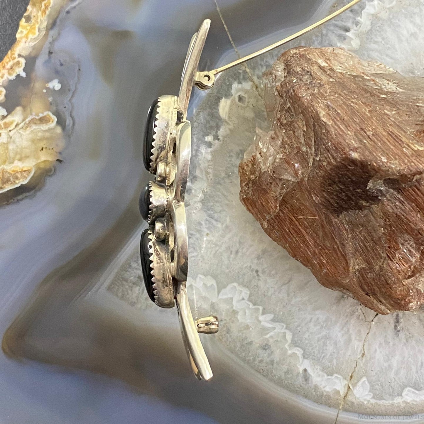 Vintage Native American Sterling Silver Sand Cast W/Onyx Brooch For Women