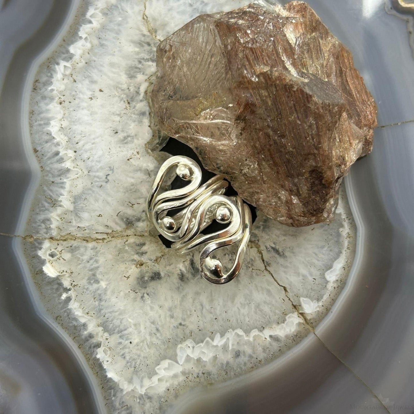 Sterling Silver Modern Swirl Looped Band Fashion Ring For Women, Taxco Mexico
