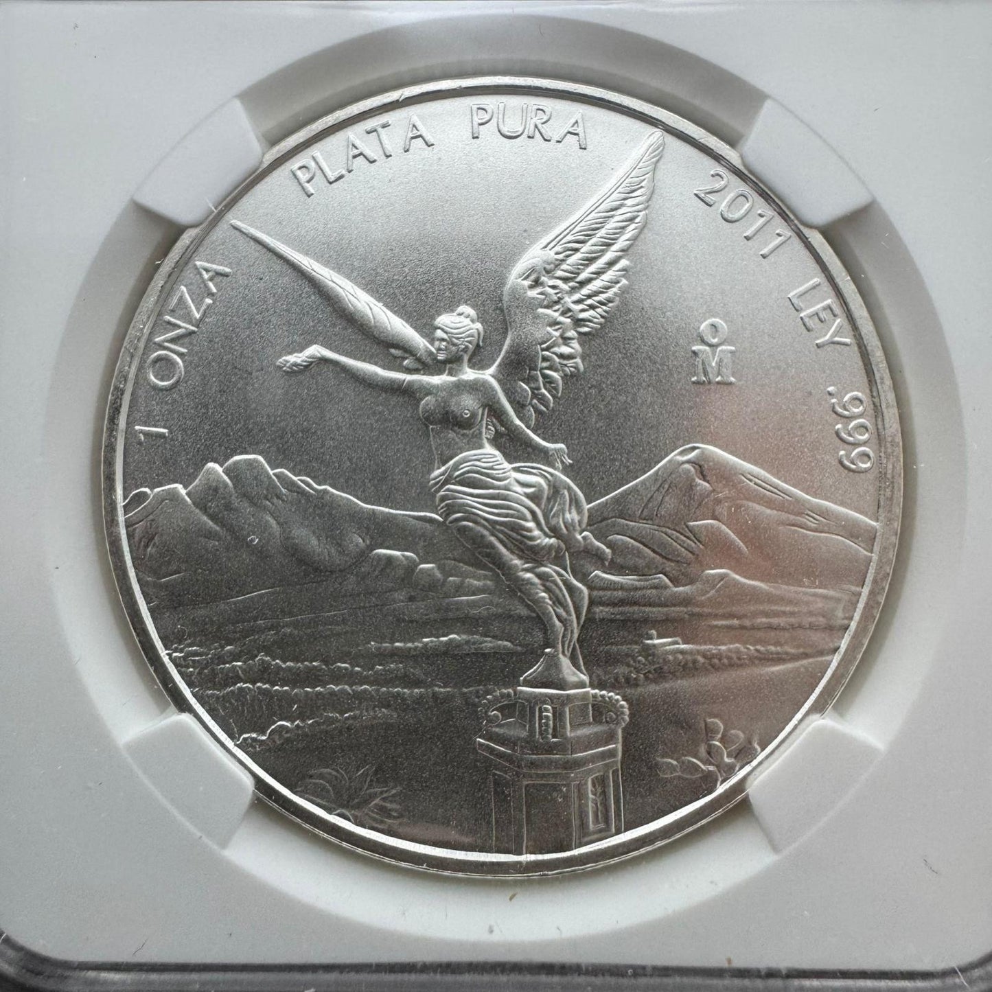 2011 Mexico One Ounce Libertad 999 Fine Silver NGC MS68 #2943174-002
