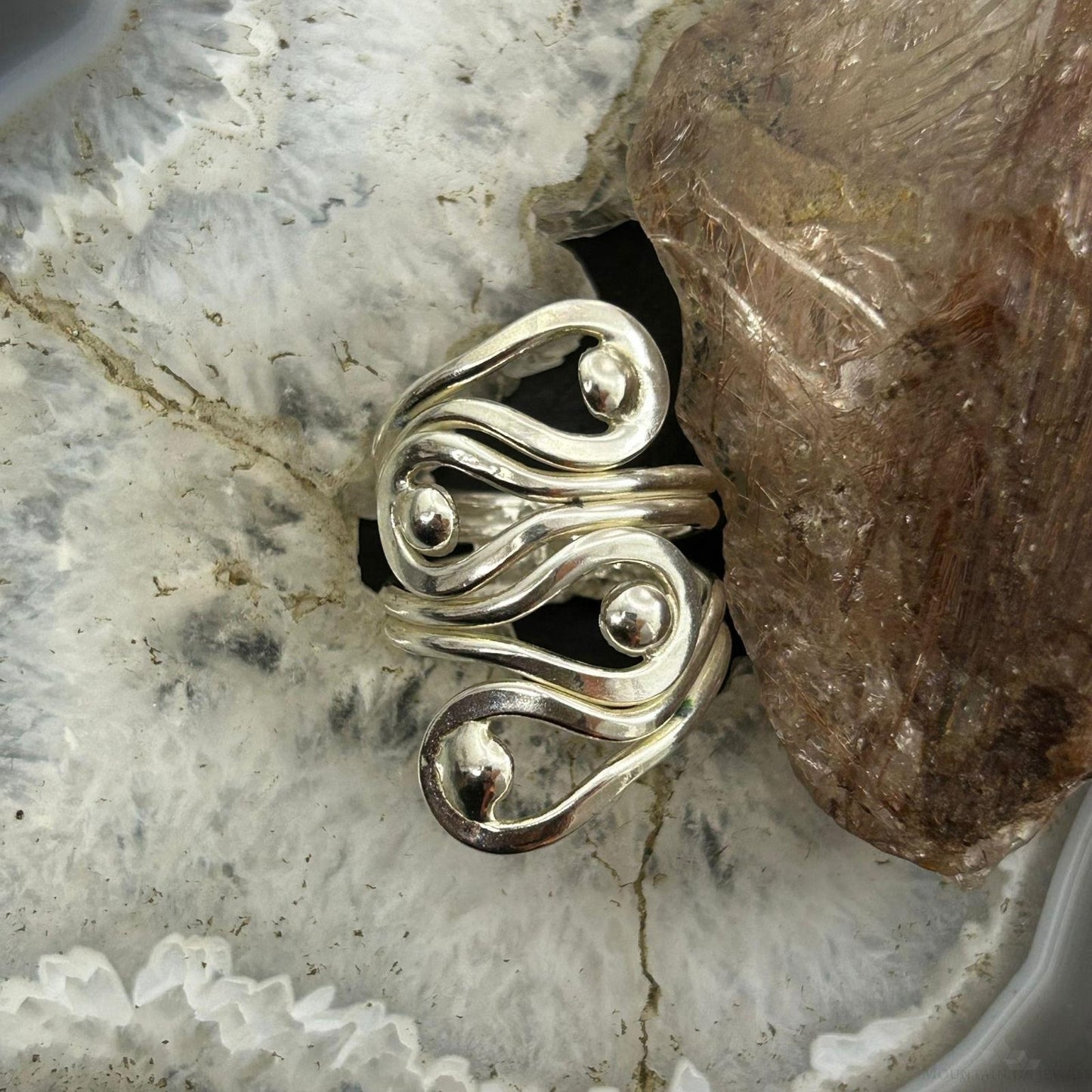 Sterling Silver Modern Swirl Looped Band Fashion Ring For Women, Taxco Mexico