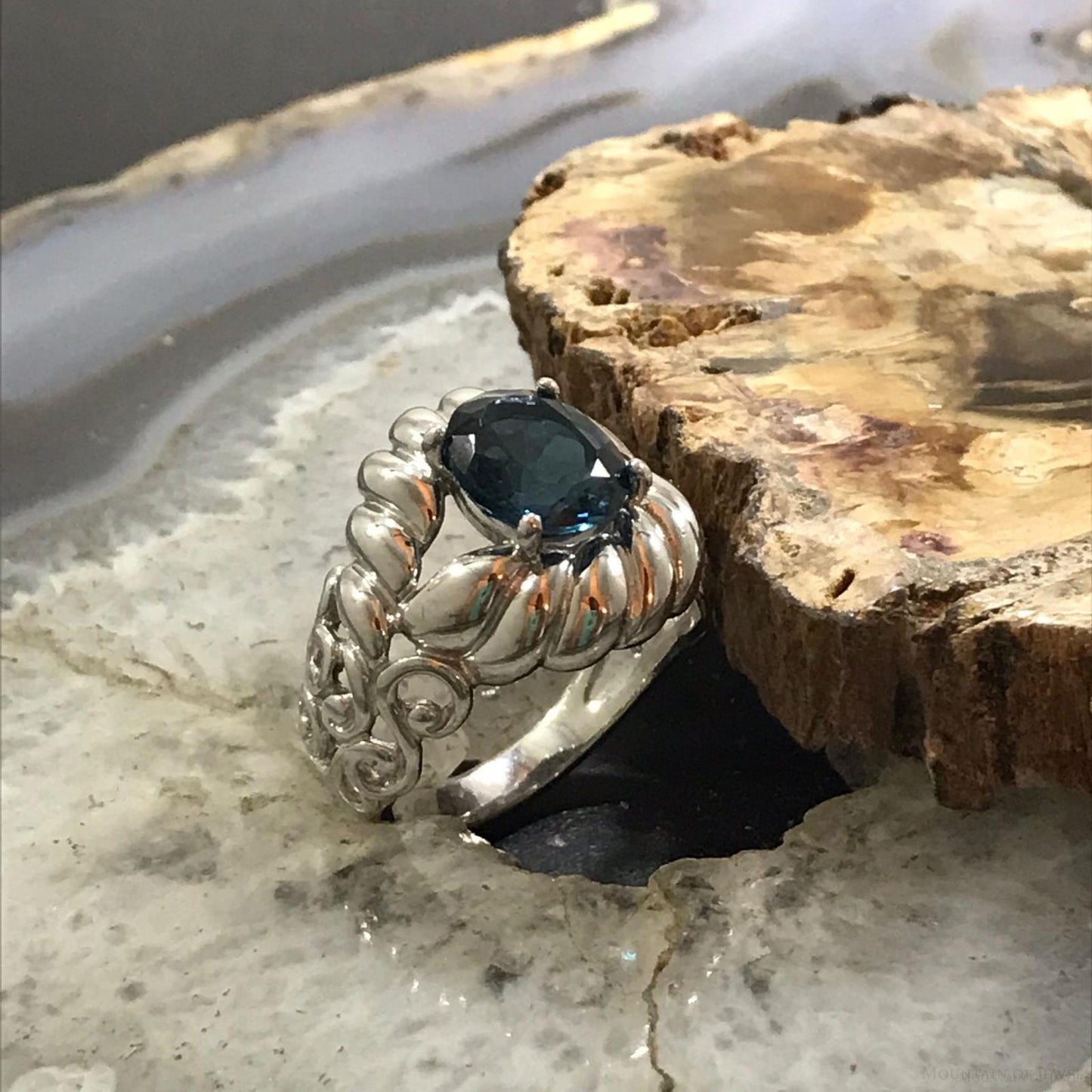 Carolyn Pollack Sterling Silver Oval Faceted London Blue Topaz Ring Size 8.25 For Women