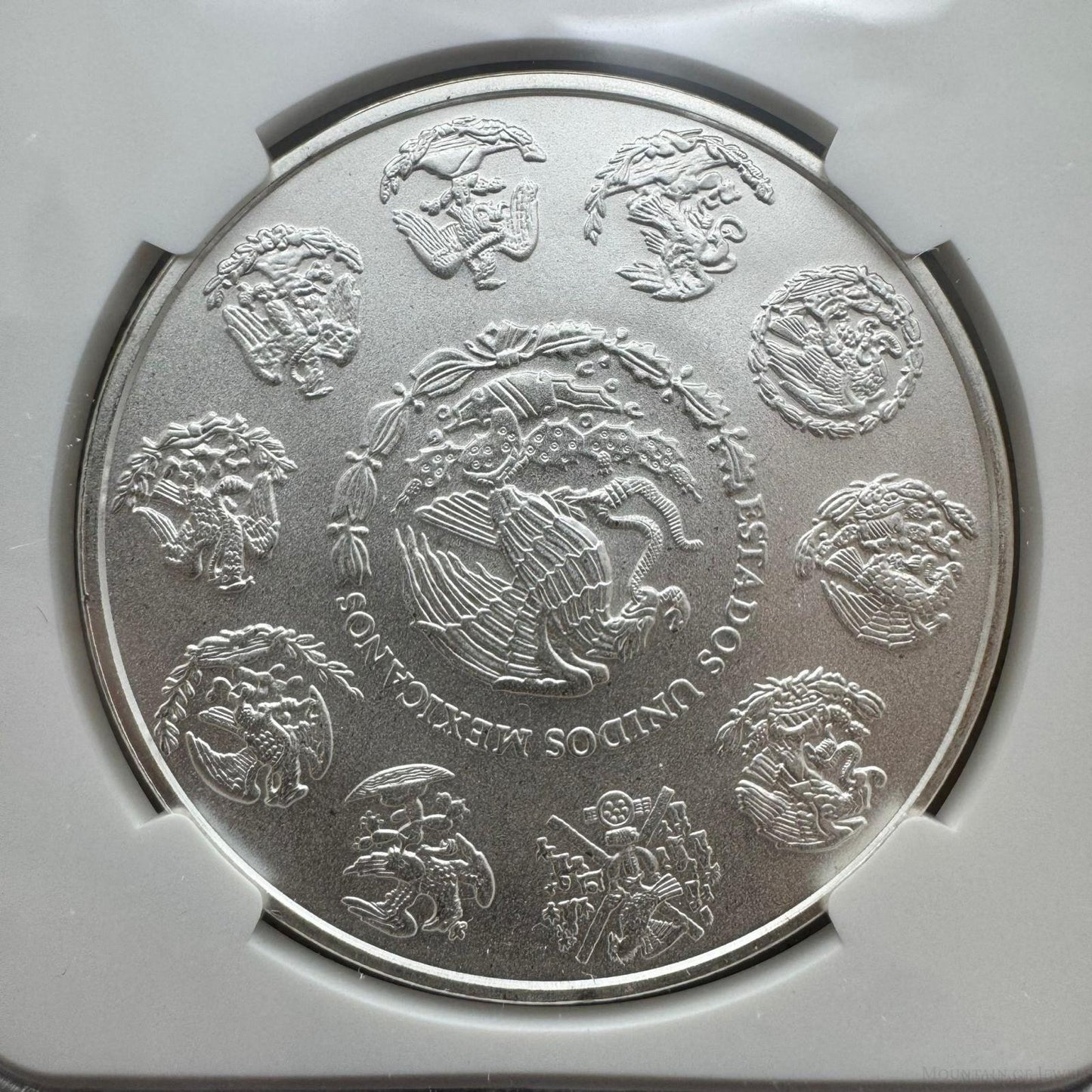 2011 Mexico One Ounce Libertad .999 Fine Silver NGC MS68 #2943174-013