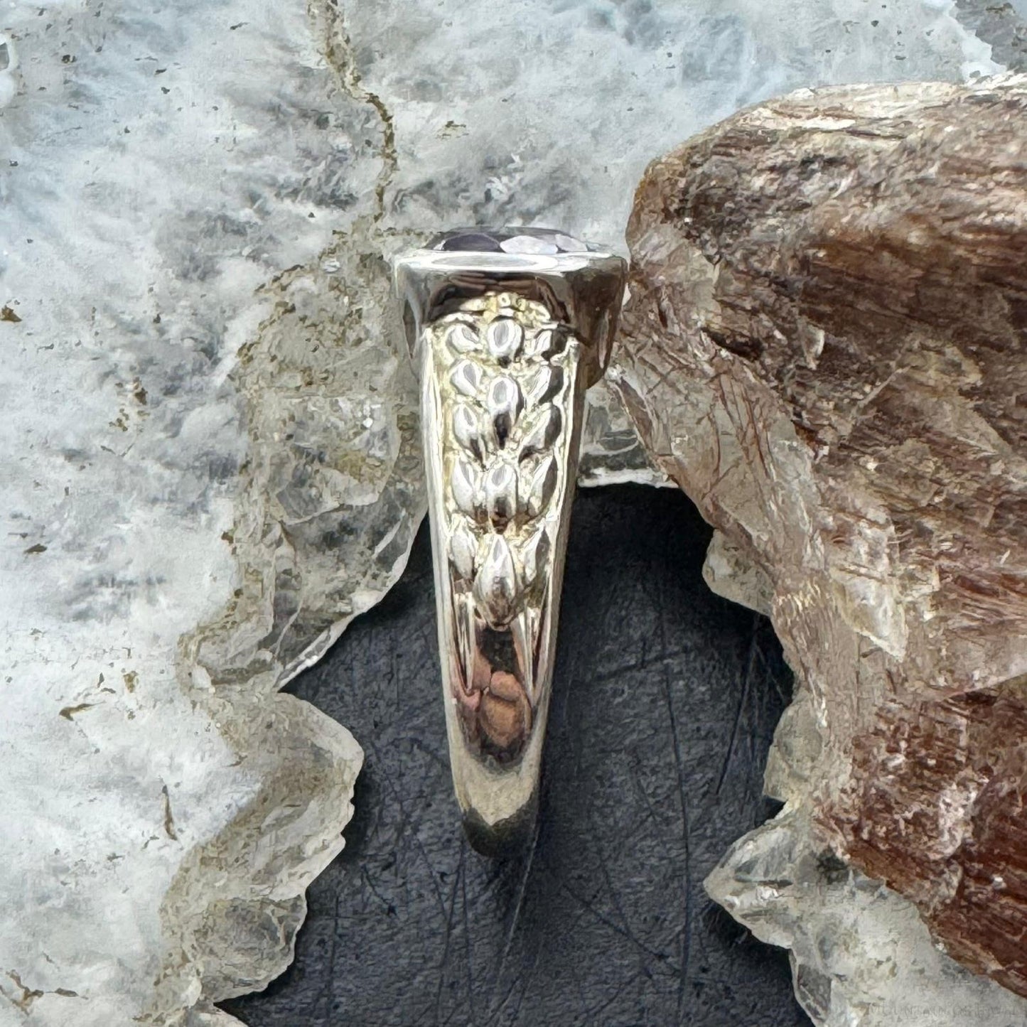 Carolyn Pollack Sterling Silver Rounded Amethyst Decorated Shank Ring For Women