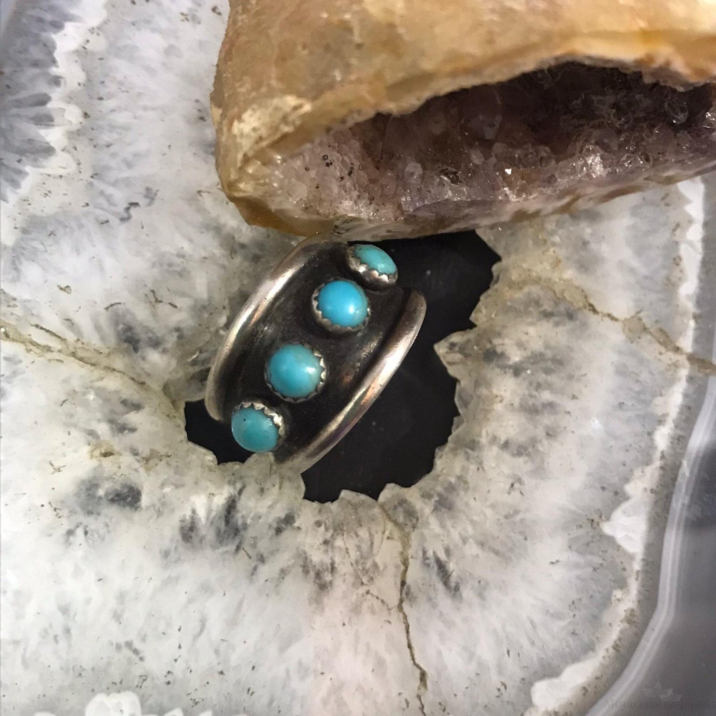 Vintage Native American Sterling Silver 4 Turquoise Dots Band Ring Size 7.25 For Women