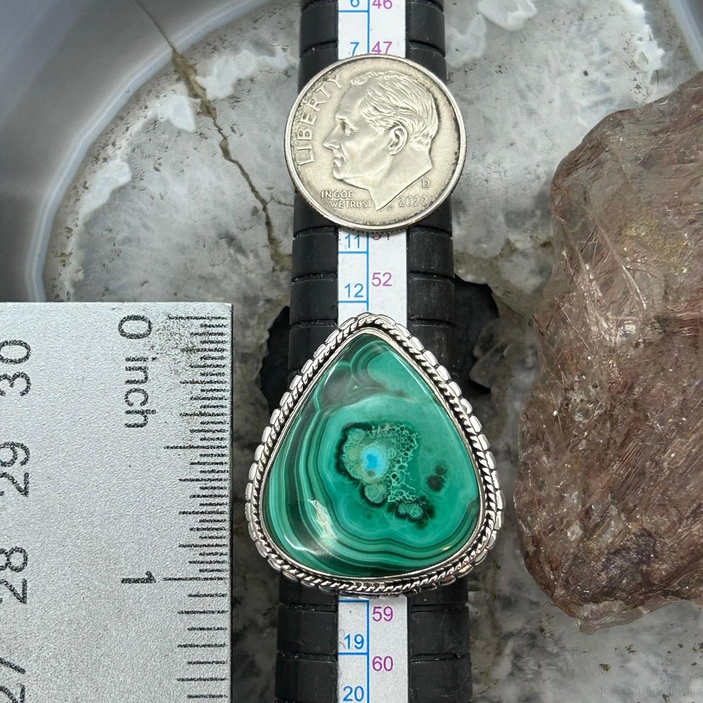 Sterling Silver Southwestern Style Wide Teardrop Malachite Ring Size 8 For Women