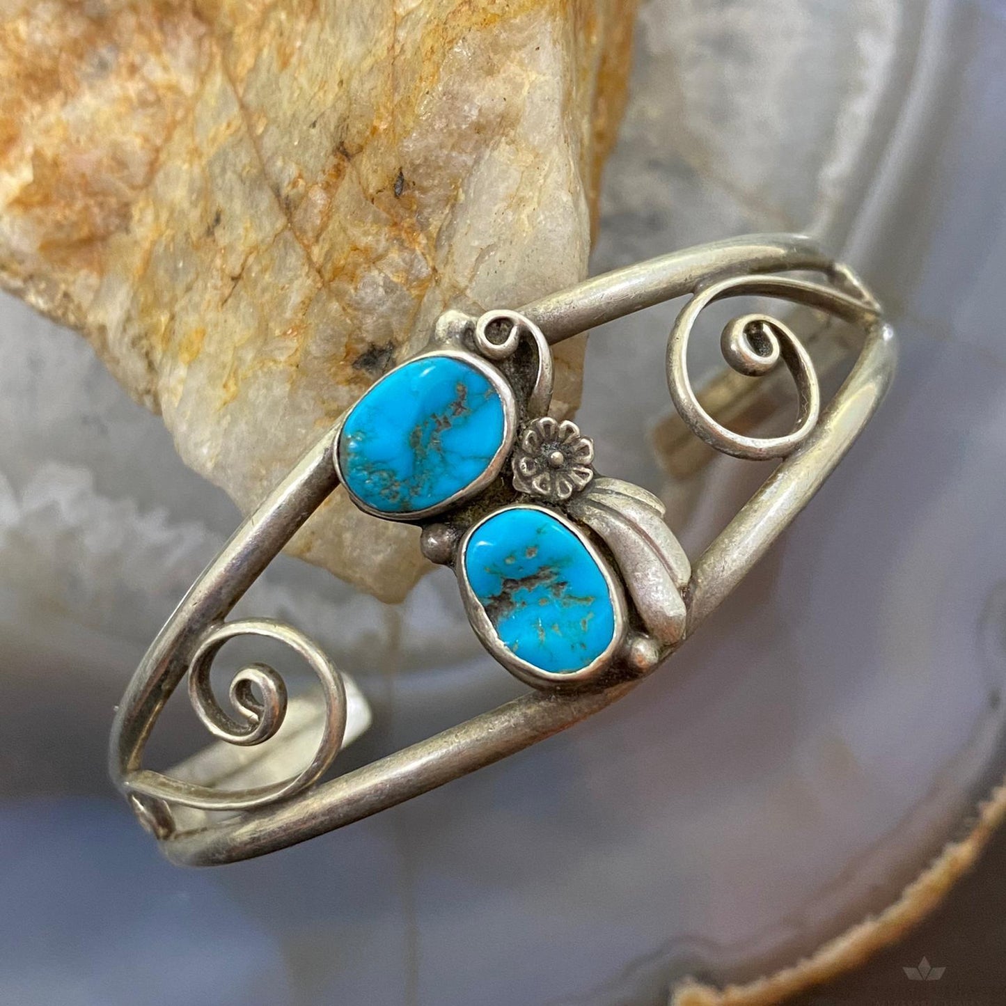 Vintage Native American Silver 2 Oval Kingman Turquoise Decorated Bracelet