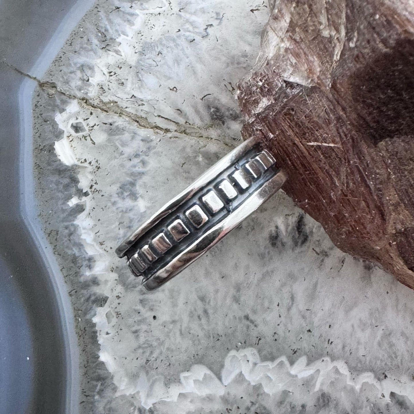 Carolyn Pollack Sterling Silver Southwestern Decorated Unisex Band Ring