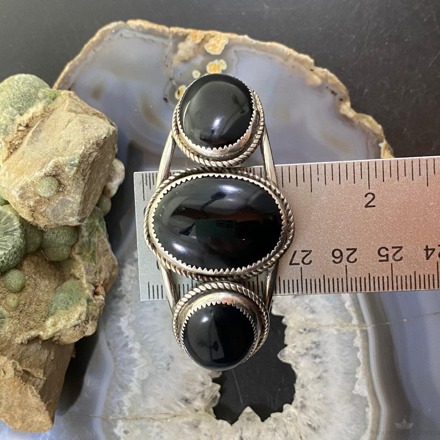 Vintage Native American Silver 3 Oval Onyx Stone Split Shank Bracelet For Women