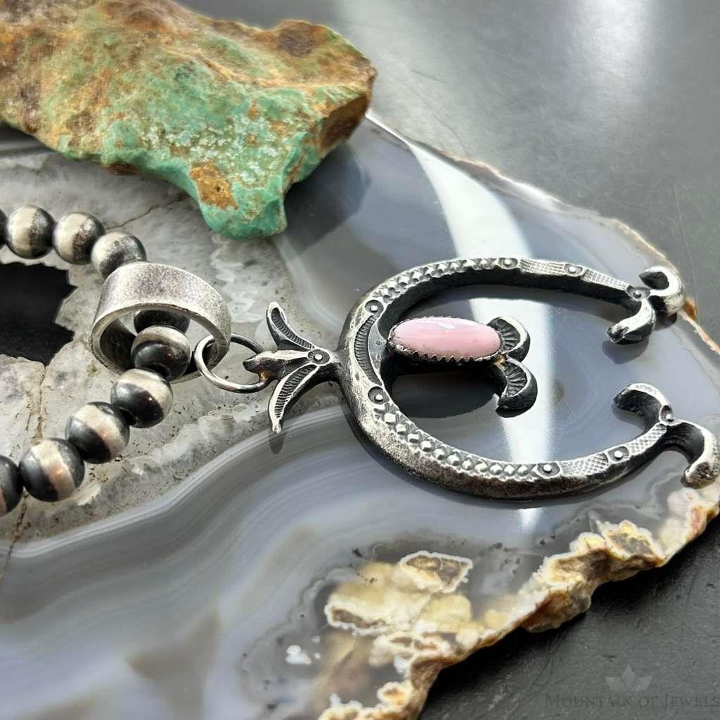 Eva & Linberg Billah Native American Sterling Silver Pink Conch Naja Pendant For Women