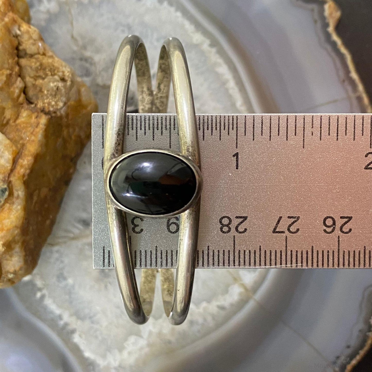 Signed Vintage Native American Sterling Oval Onyx Split Shank Bracelet For Women
