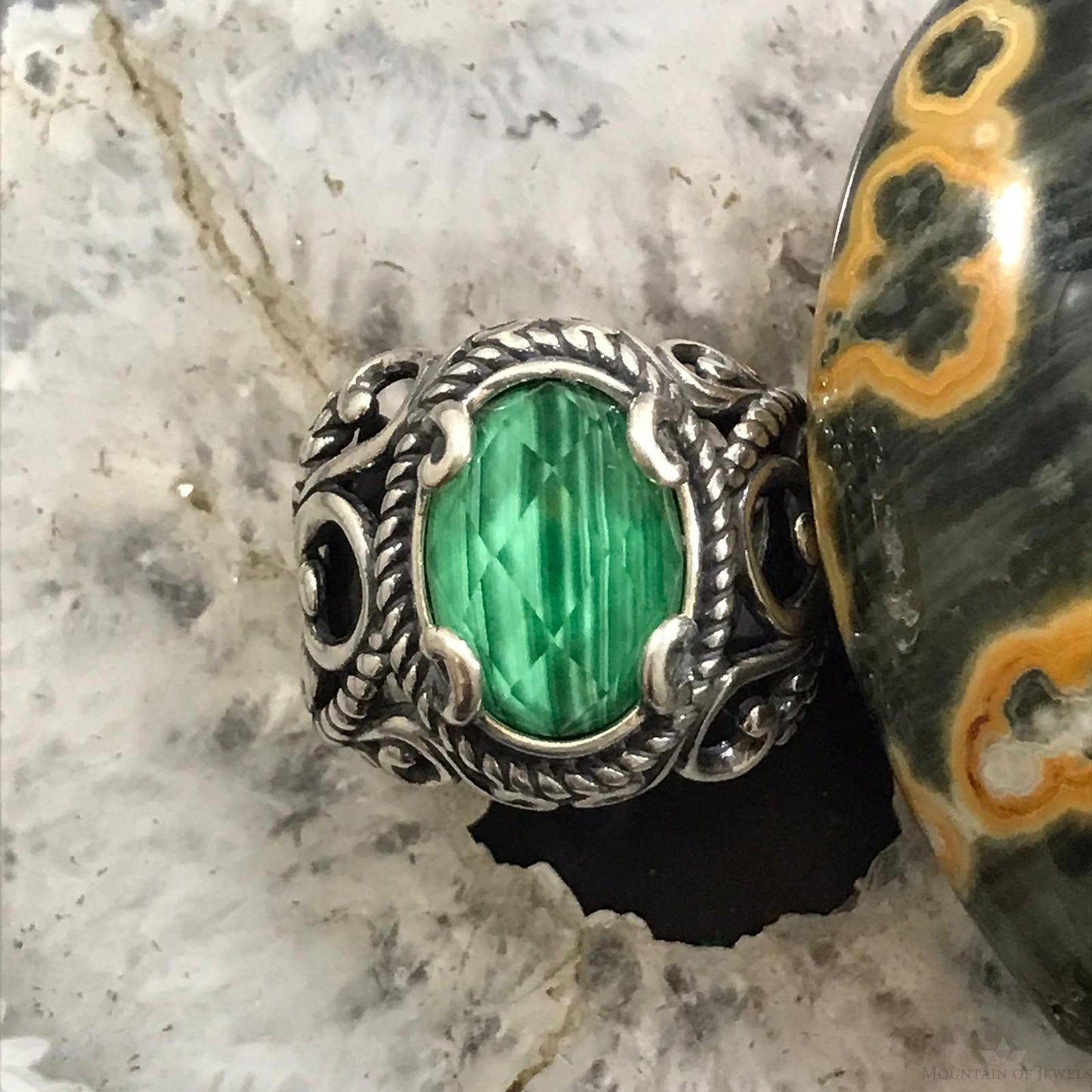 Carolyn Pollack Sterling Silver Oval Malachite Doublet Ring Size 8.25 For Women