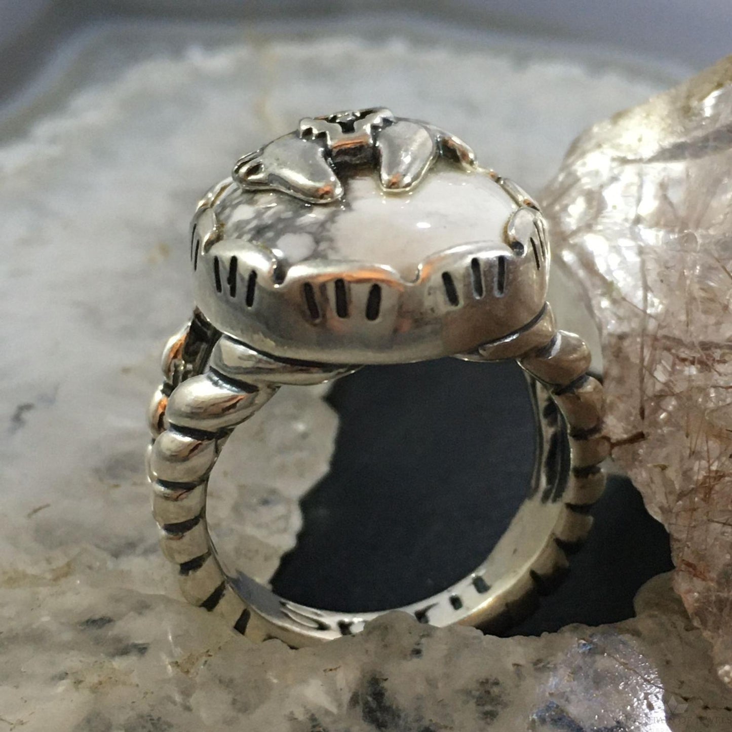 Carolyn Pollack Southwestern Style Sterling Silver Oval Howlite w/Spirit Horse Ring For Women