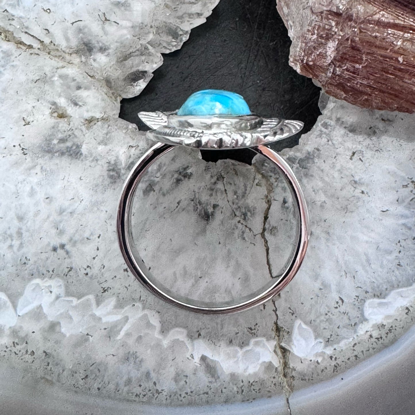 Sterling Silver Southwestern Style Teardrop Apatite Leaves Decorated Ring For Women