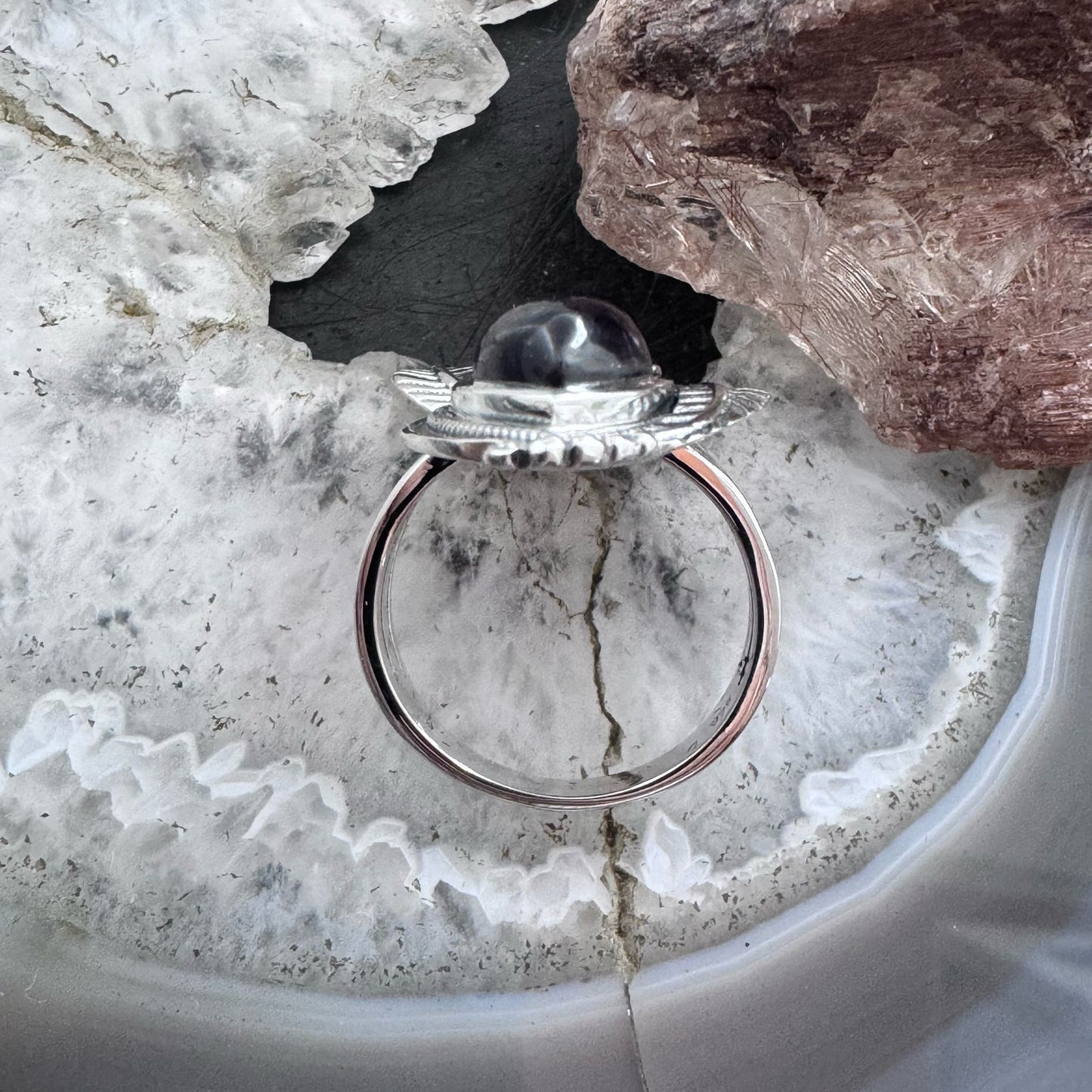 Sterling Southwestern Style Teardrop Amethyst Leaves Decorated Ring For Women
