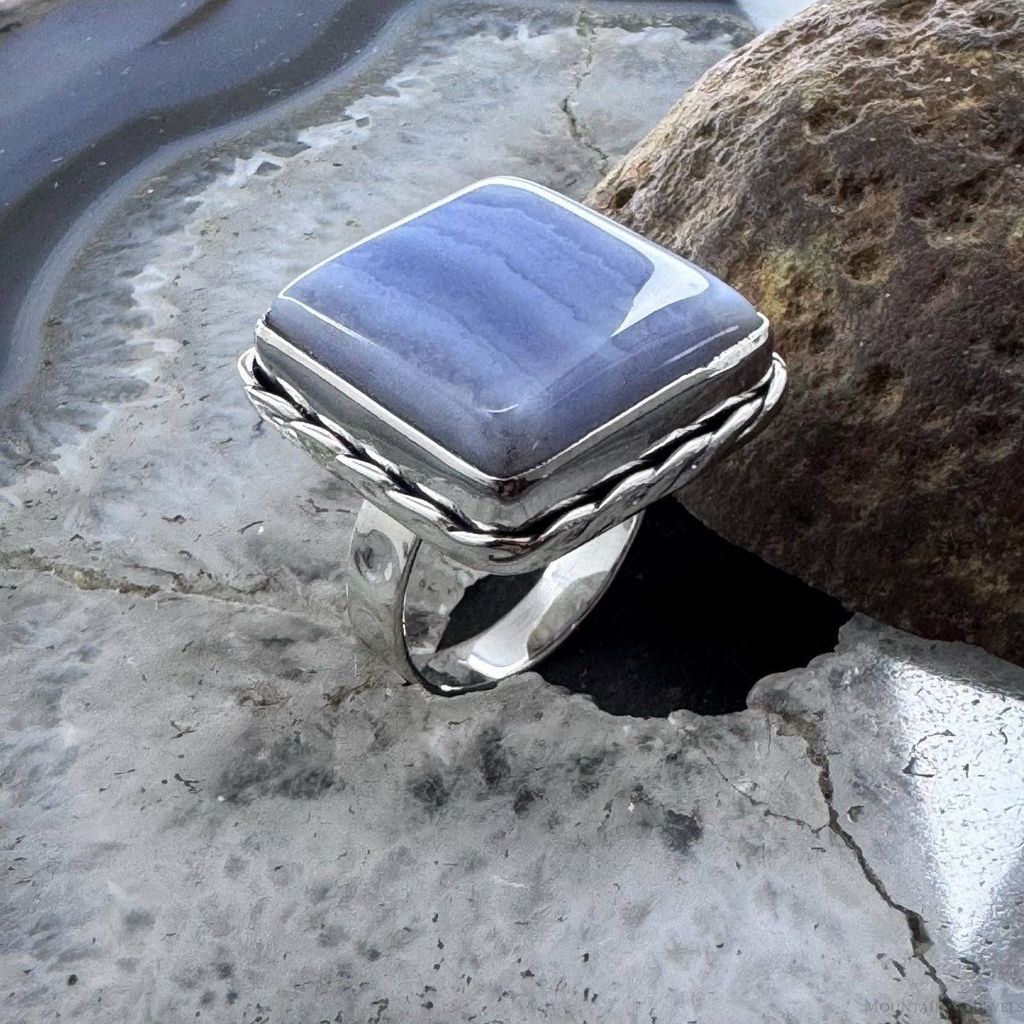 Sterling Silver Southwestern Style Blue Lace Agate Bar Ring Size 8 For Women