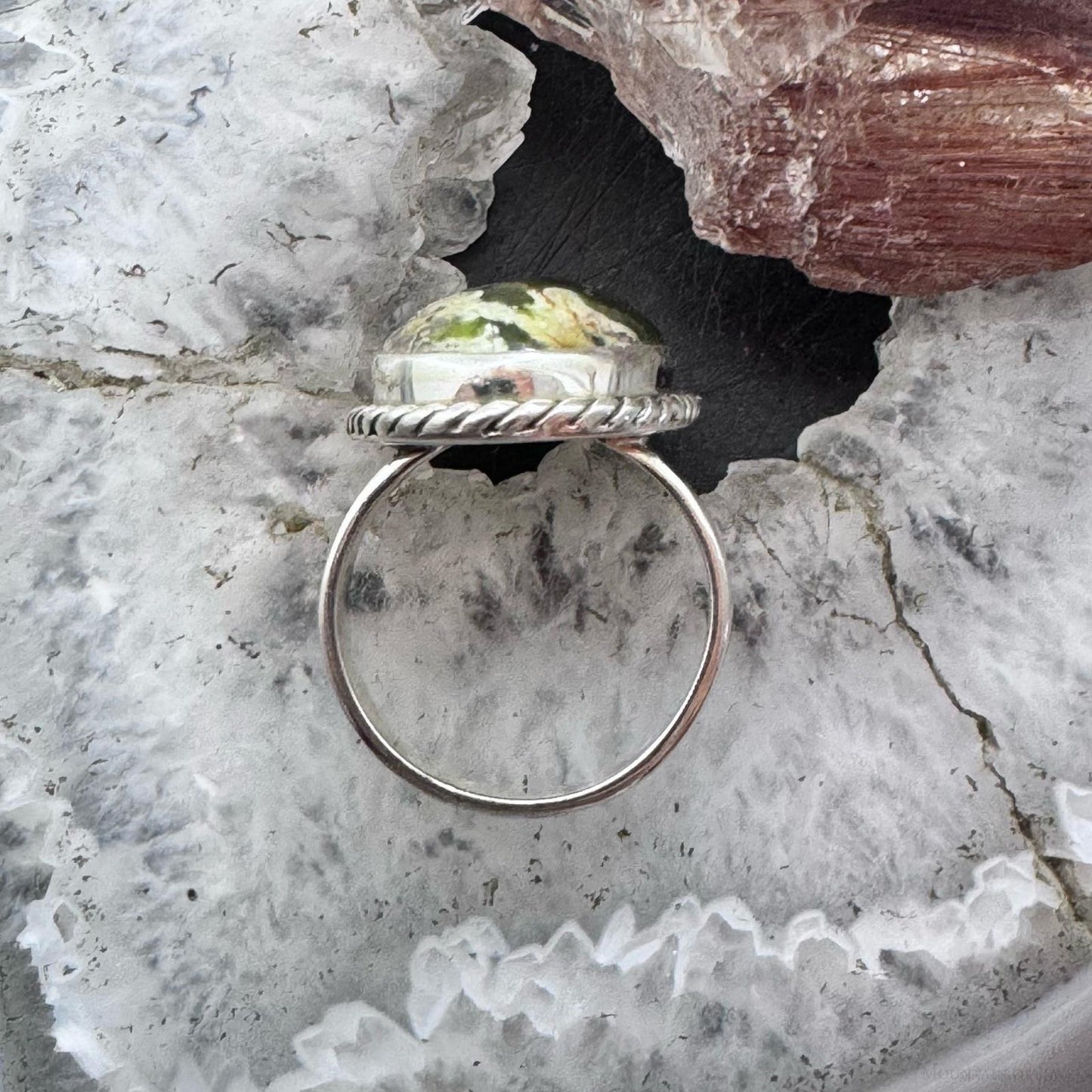 Sterling Silver Southwestern Style Chrome Chalcedony Decorated Ring Size 6.75 For Women