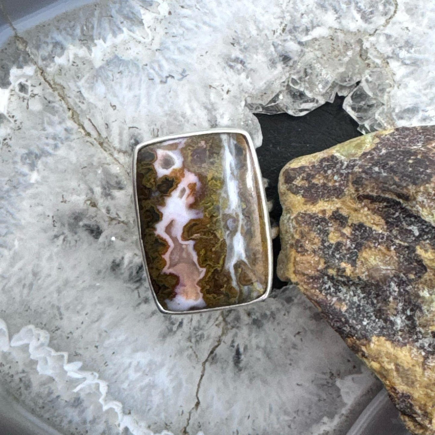 Sterling Silver Southwestern Style Rectangle Moroccan Seam Agate Ring Size 9.75 For Women