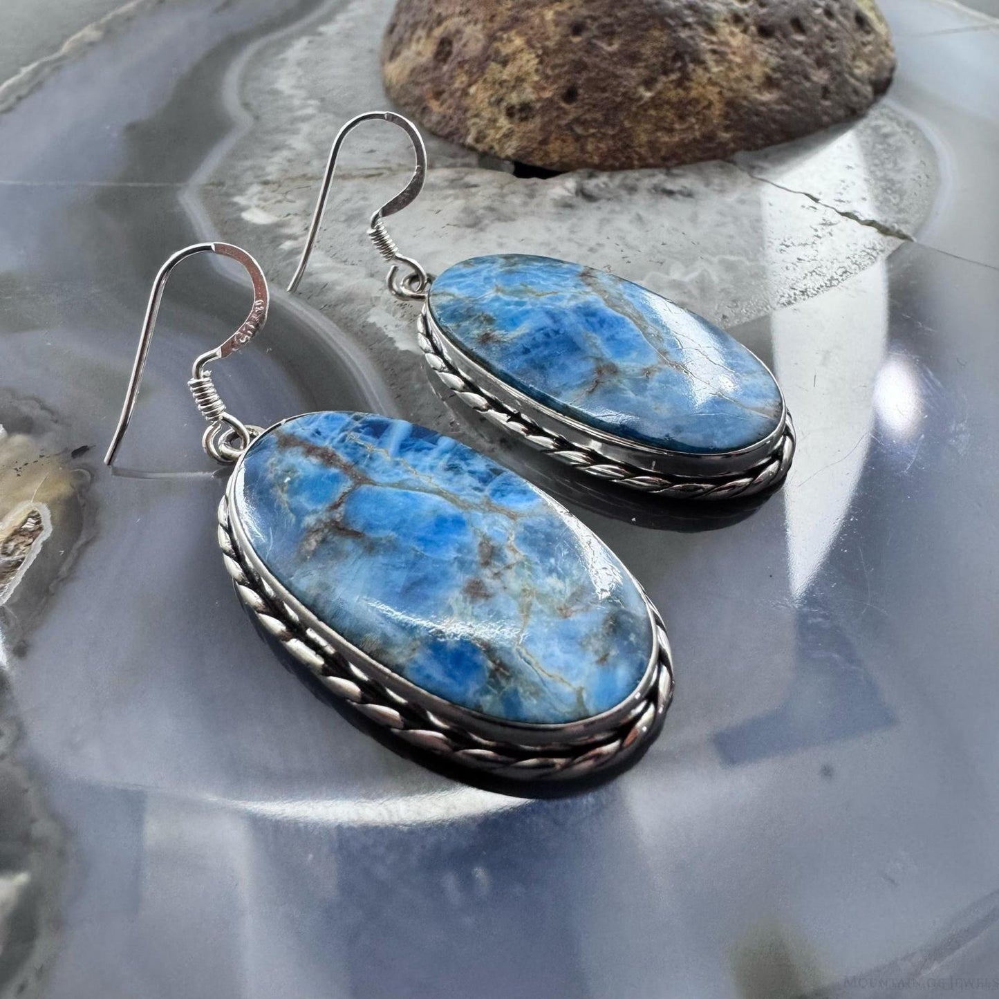 Sterling Silver Southwestern Style Oval Apatite Dangle Earrings For Women
