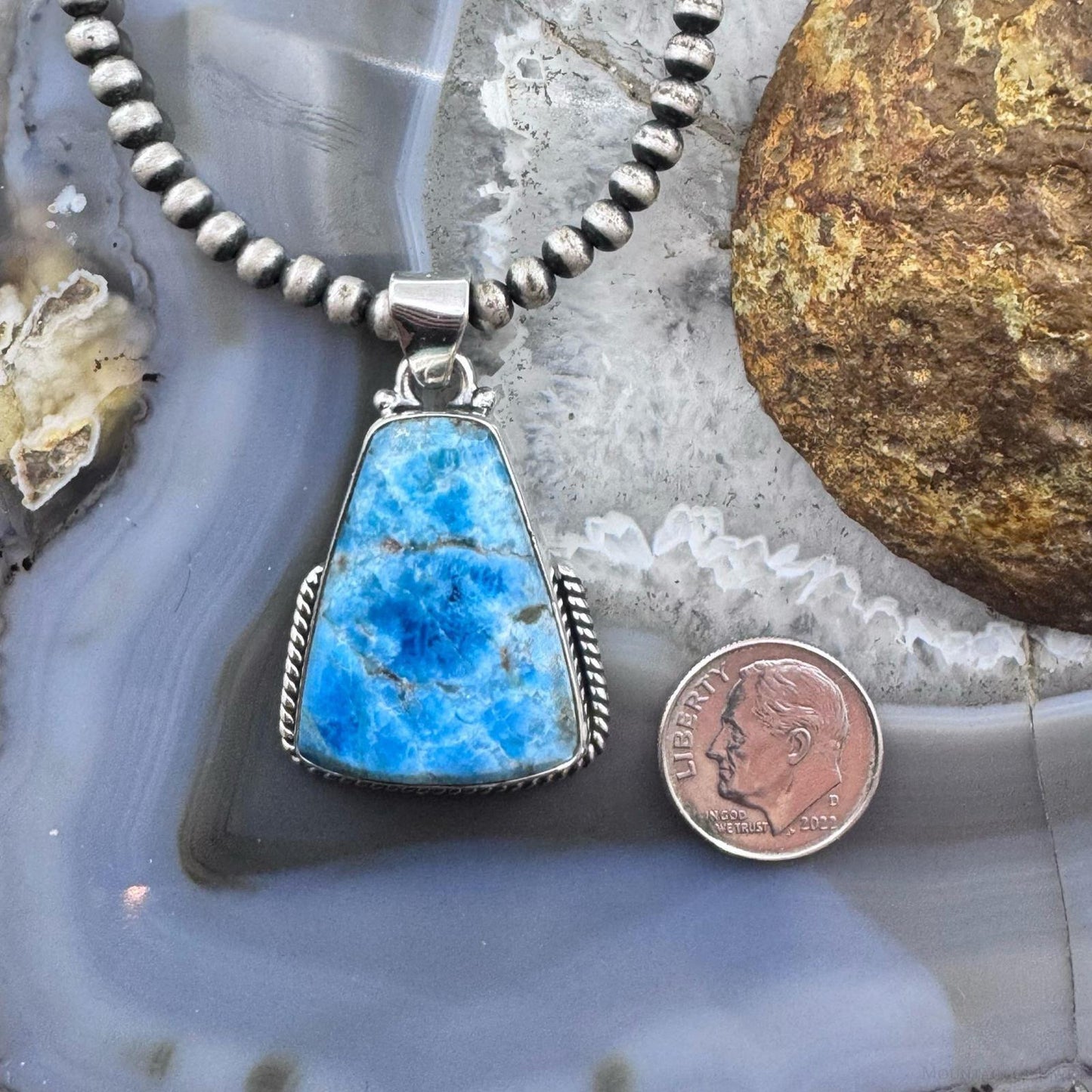 Sterling Silver Southwestern Style Triangle Apatite Decorated Pendant For Women