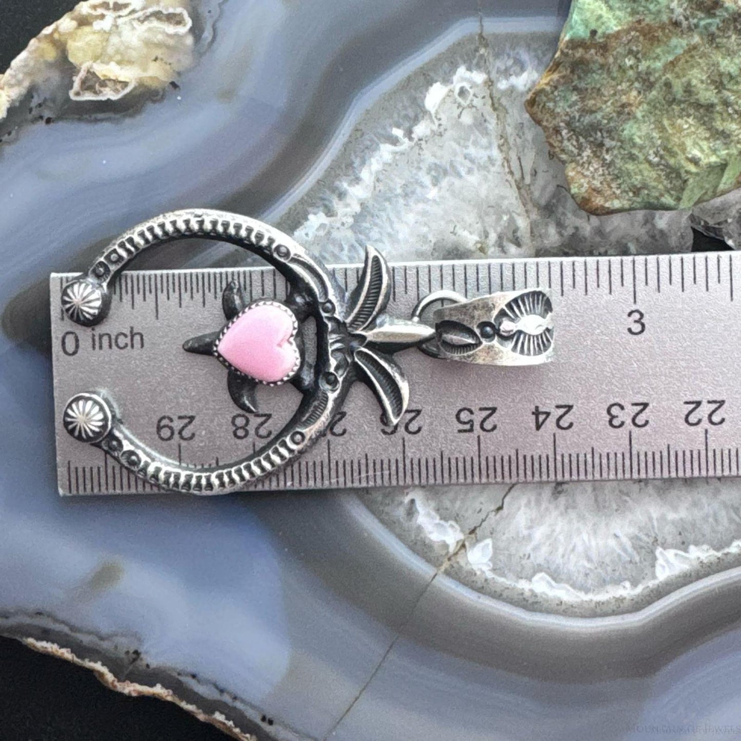 Eva & Linberg Billah Sterling Silver Heart Pink Conch Naja Pendant For Women