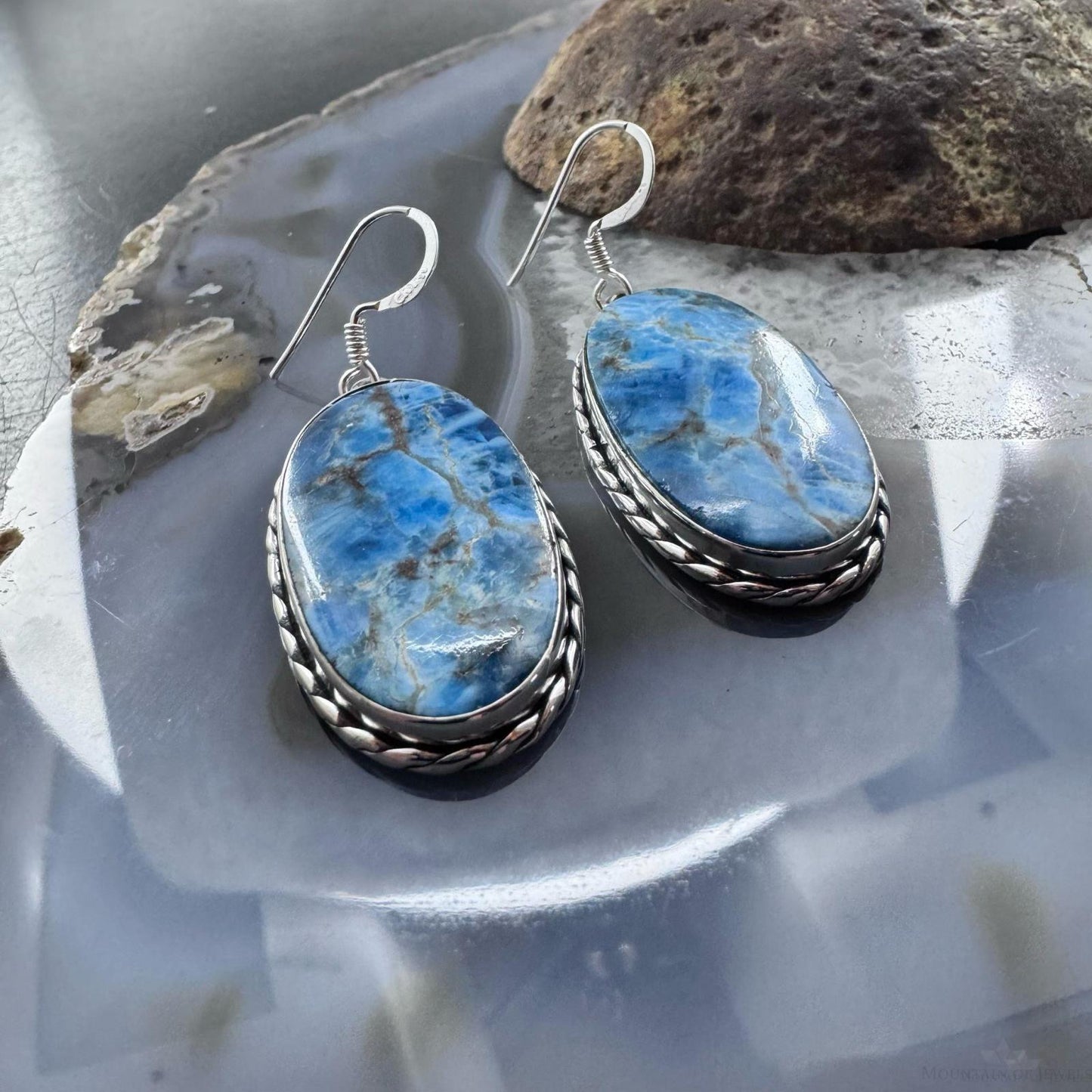Sterling Silver Southwestern Style Oval Apatite Dangle Earrings For Women