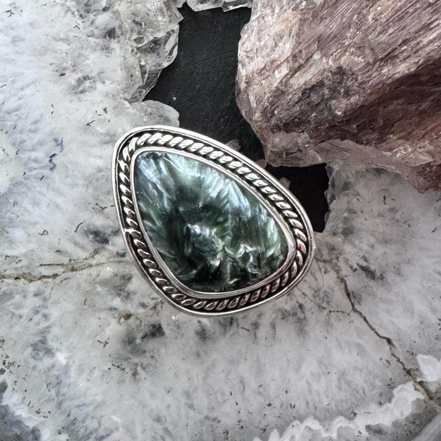 Sterling Silver Southwestern Style Teardrop Serpentine Ring Size 7.5 For Women