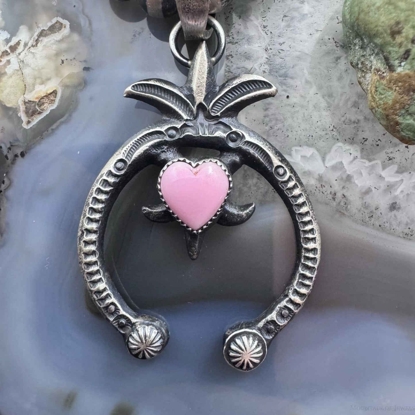 Eva & Linberg Billah Sterling Silver Heart Pink Conch Naja Pendant For Women