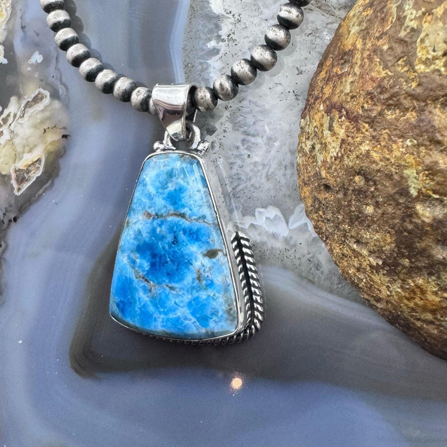 Sterling Silver Southwestern Style Triangle Apatite Decorated Pendant For Women