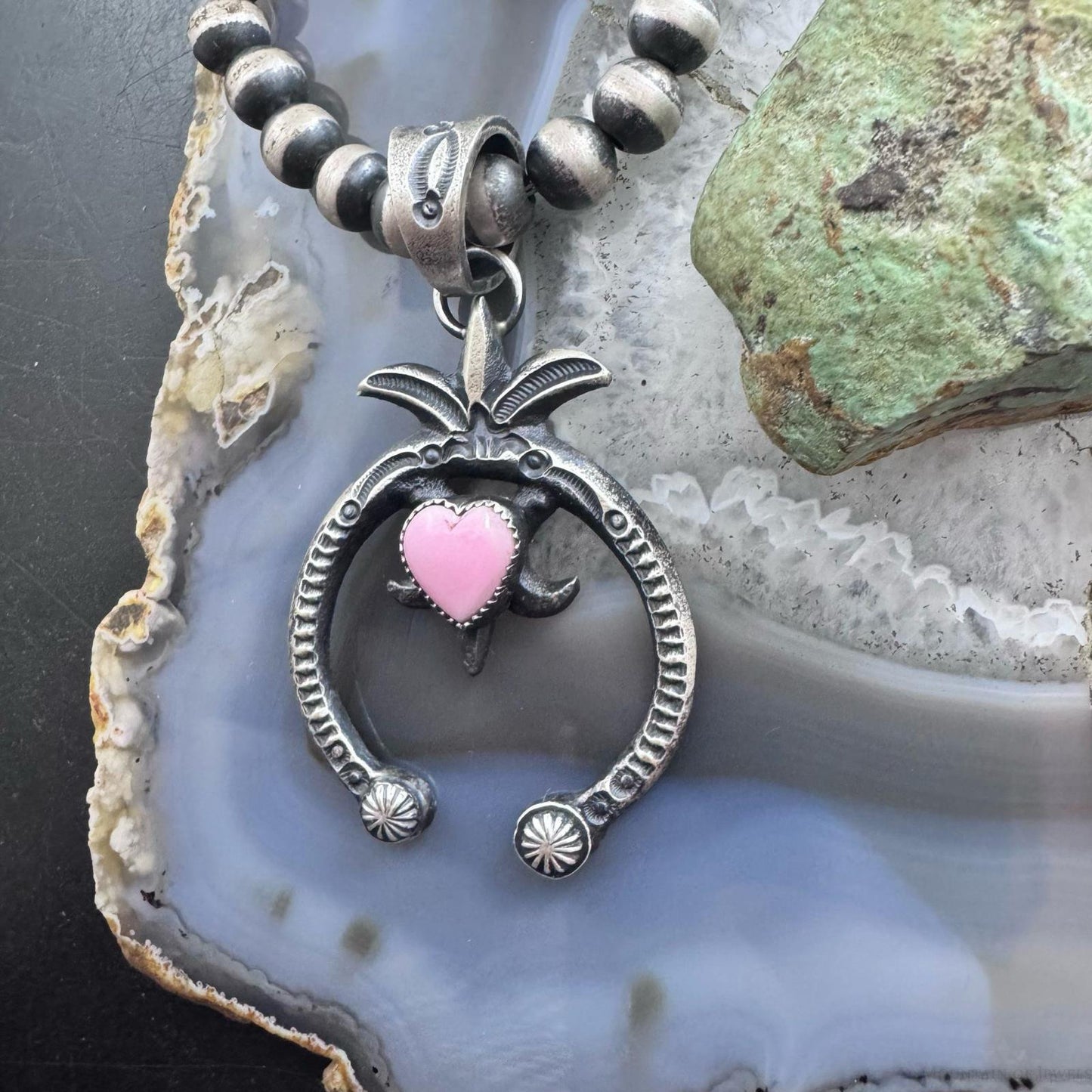 Eva & Linberg Billah Sterling Silver Heart Pink Conch Naja Pendant For Women