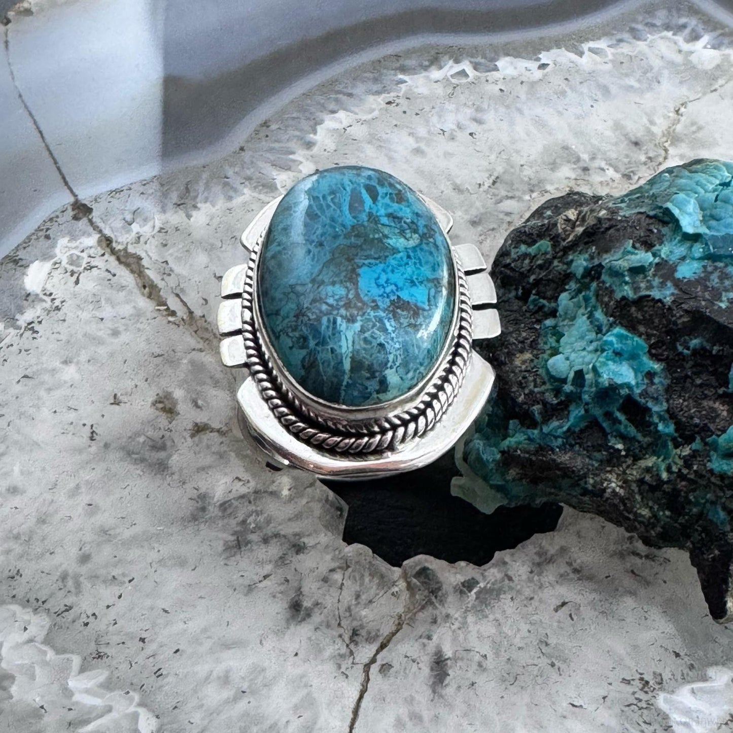 Sterling Silver Southwestern Style Oval Stichtite Decorated Ring Size 8 For Women