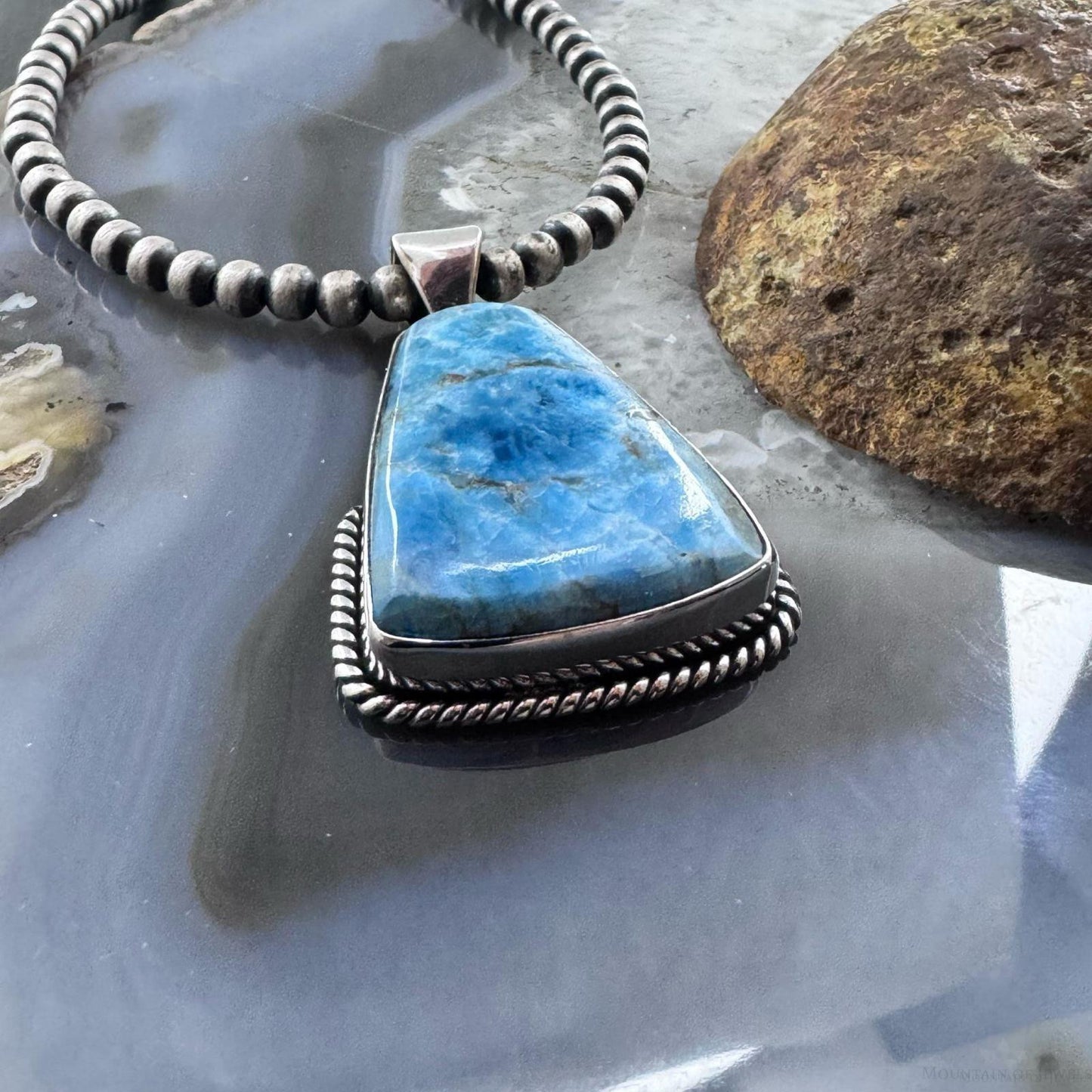 Sterling Silver Southwestern Style Triangle Apatite Decorated Pendant For Women