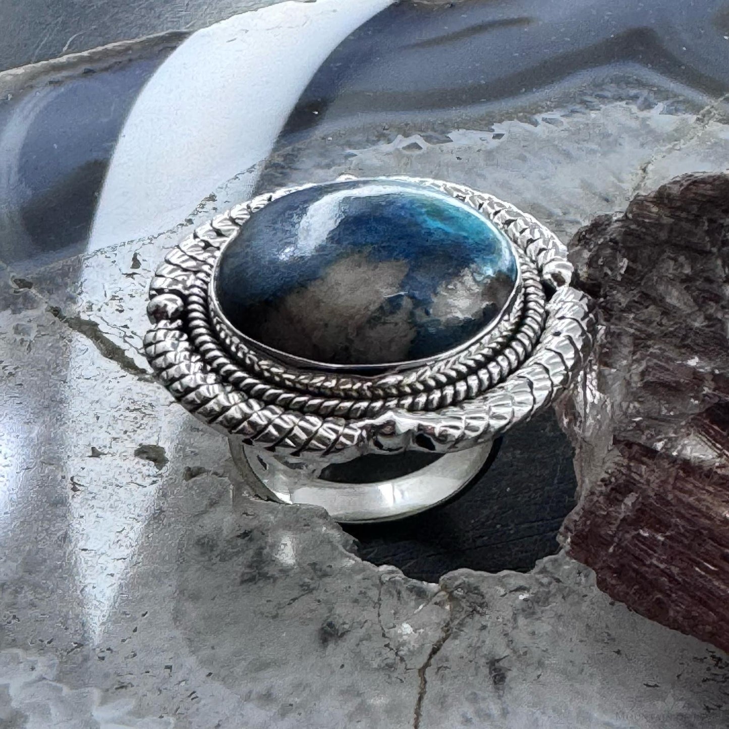 Sterling Silver Southwestern Style Chrysocolla Decorated Ring Size 8.75 For Women