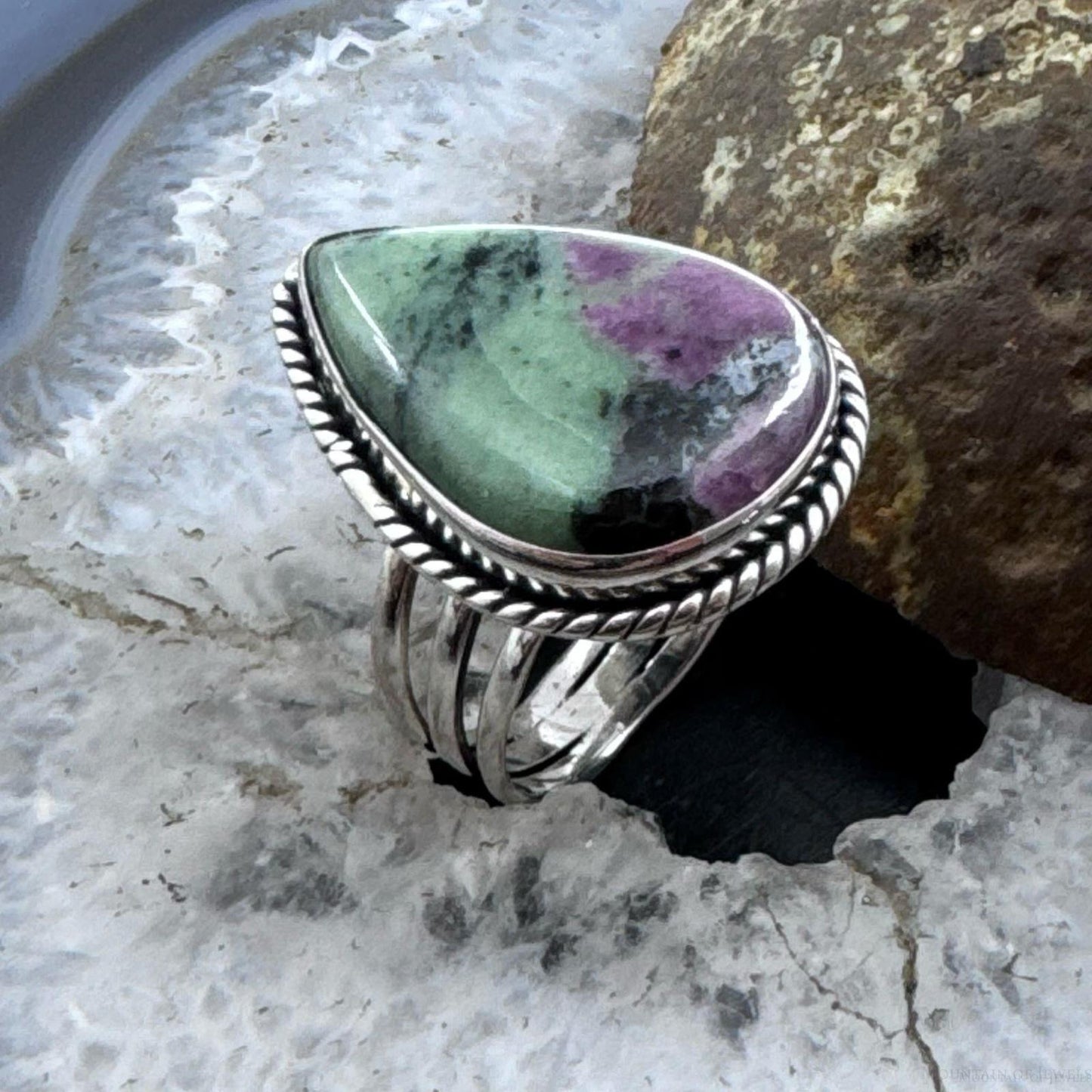 Sterling Silver Southwestern Style Teardrop Ruby Zoisite Ring Size 9 For Women