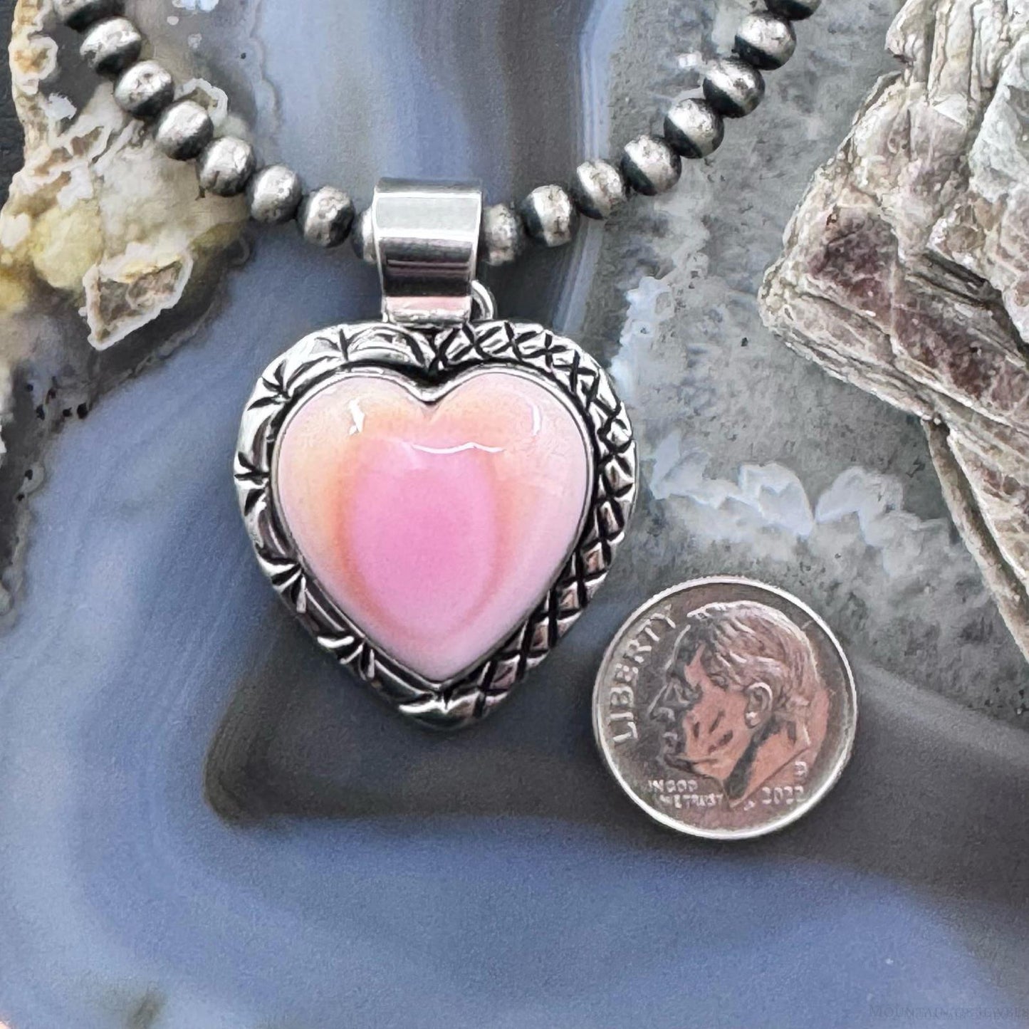 Native American Sterling Silver Pink Conch Heart Decorated Pendant For Women