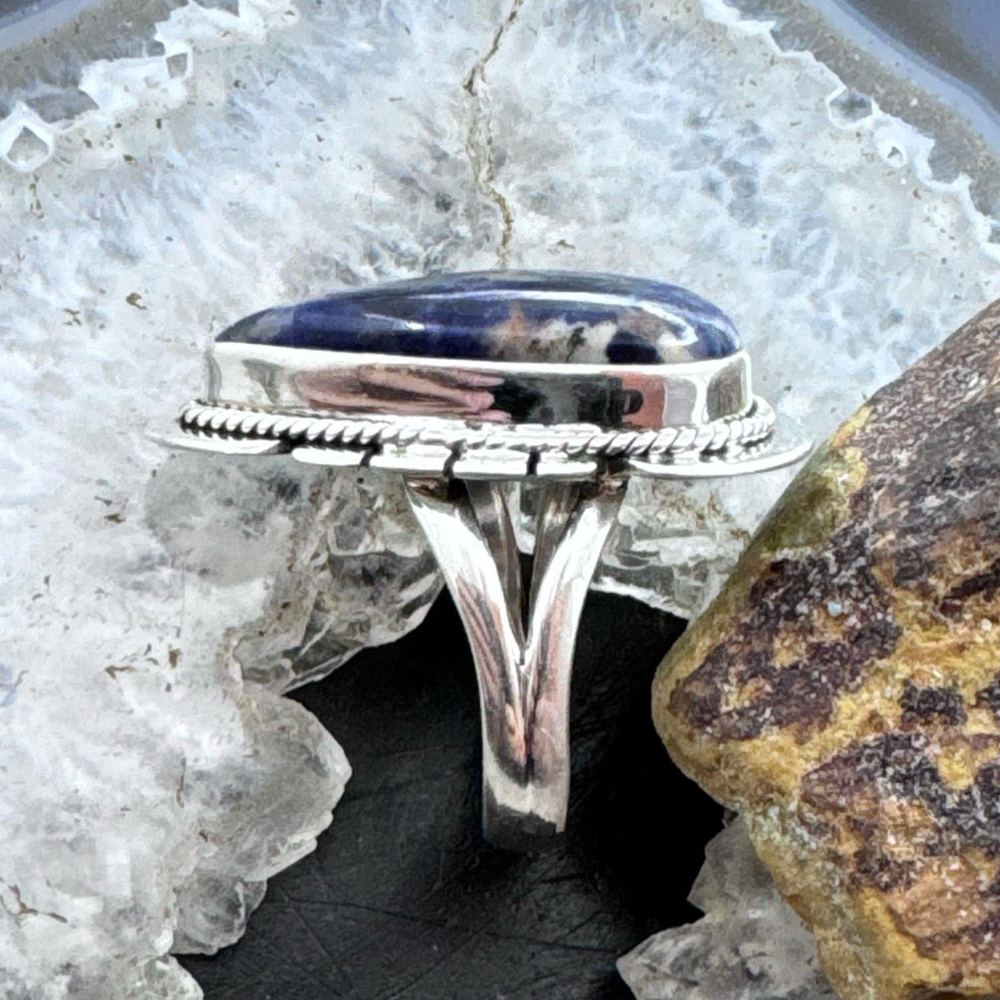Sterling Silver Southwestern Style Teardrop Sodalite Decorated Ring Size 7 For Women