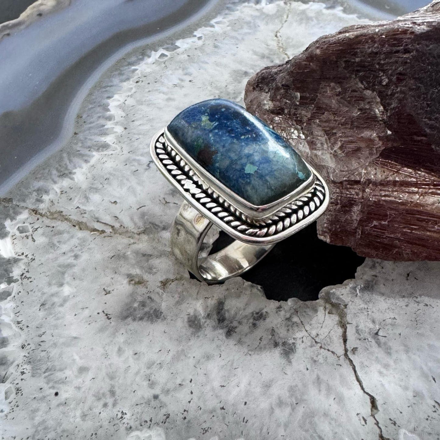 Sterling Silver Southwestern Style Rectangle Neon Apatite Decorated Ring Size 8 For Women